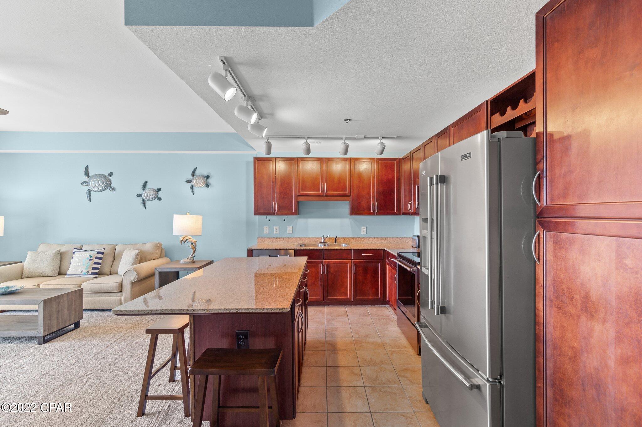 Laketown Wharf - Residential