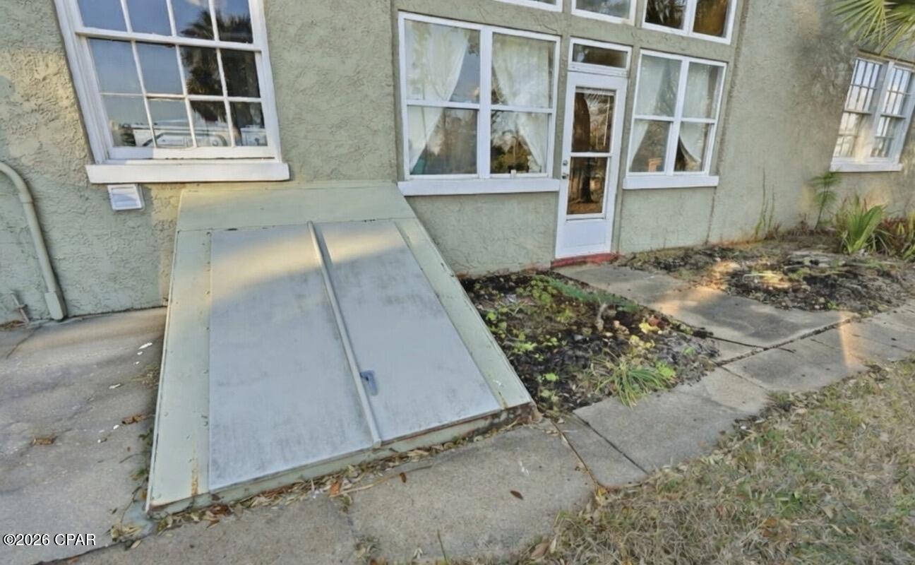 [No Recorded Subdiv] - Commercial Sale