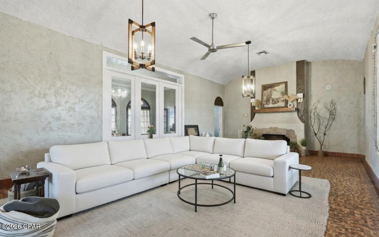 [No Recorded Subdiv] - Commercial Sale