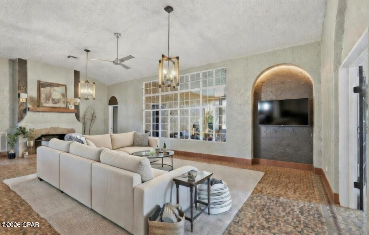 [No Recorded Subdiv] - Commercial Sale