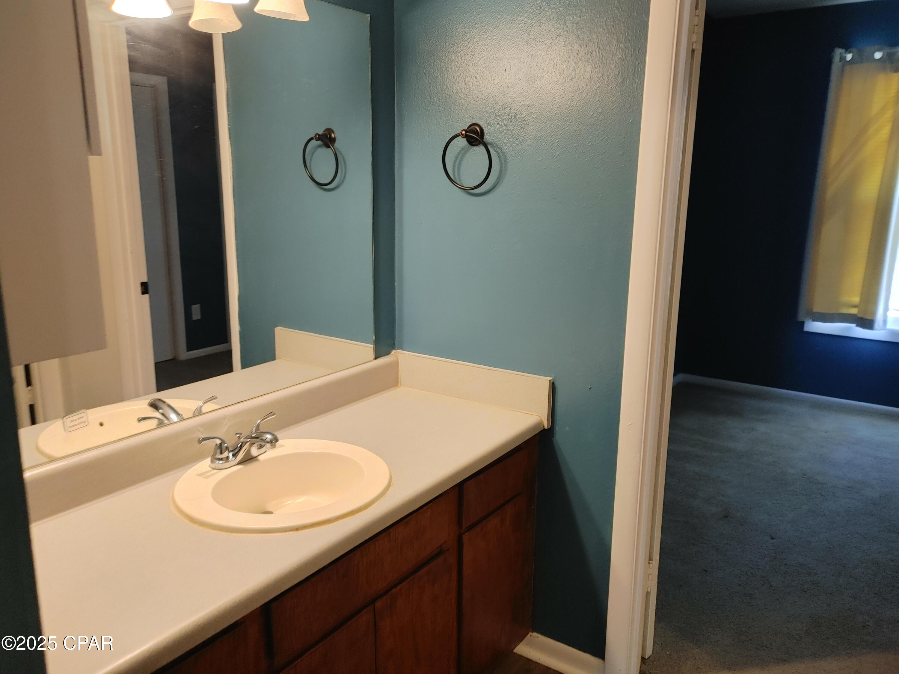 Hidden Lagoon - Residential Lease