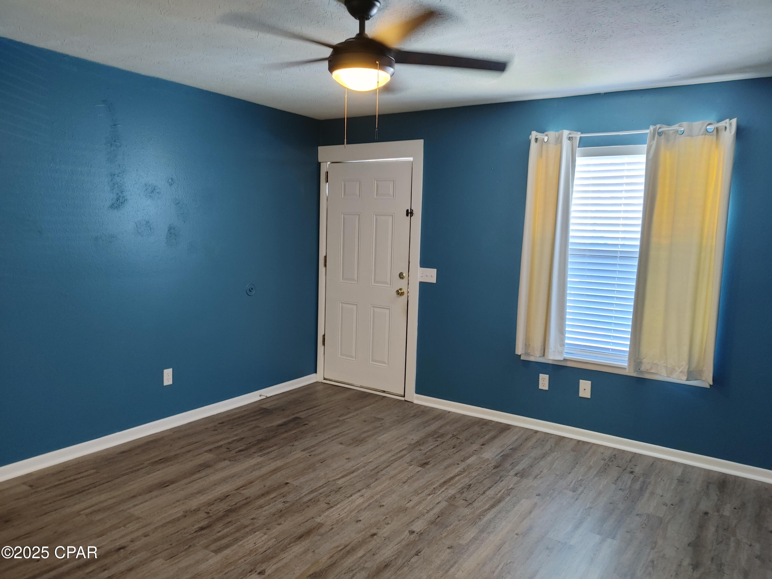 Hidden Lagoon - Residential Lease