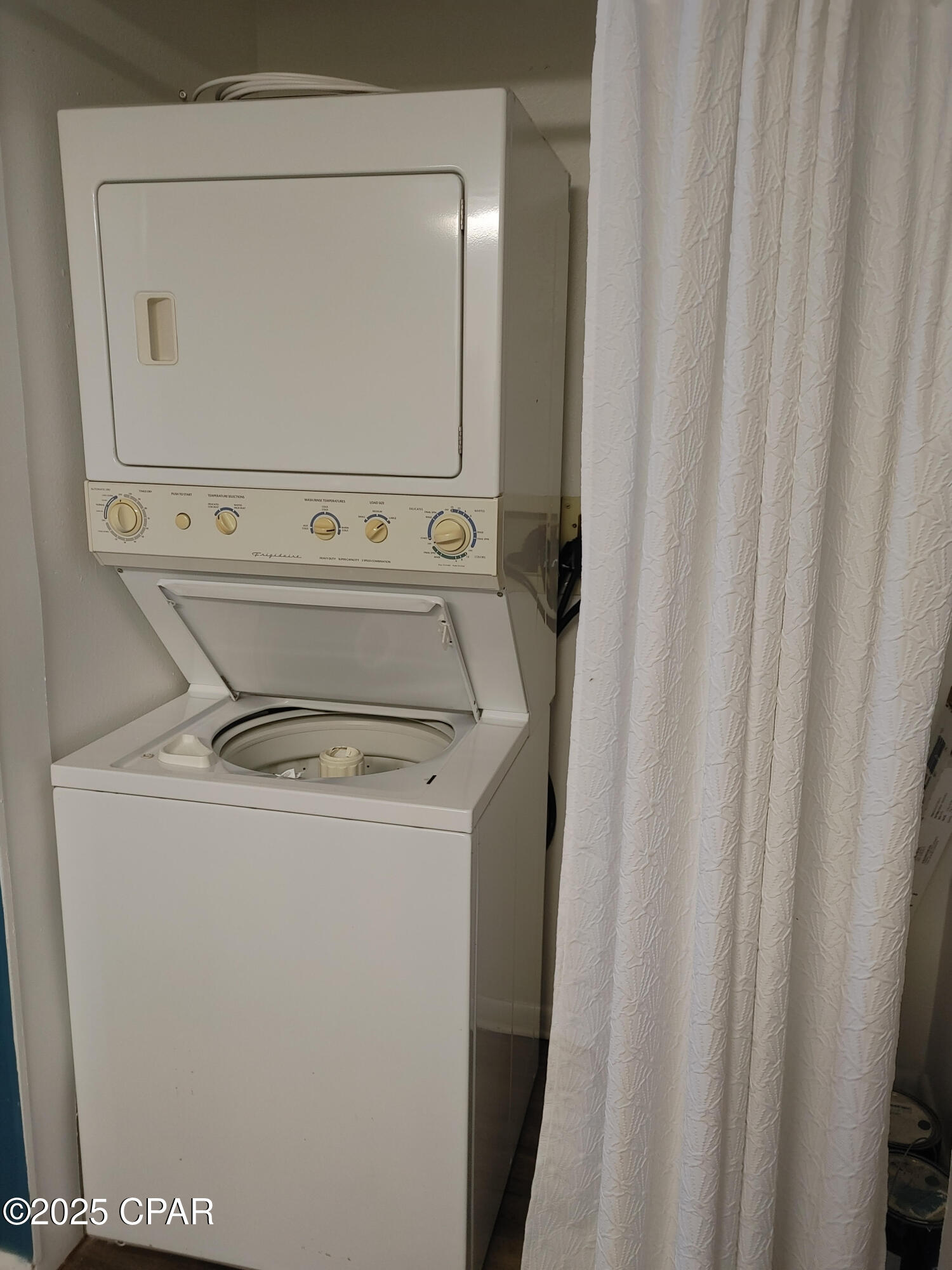 Hidden Lagoon - Residential Lease