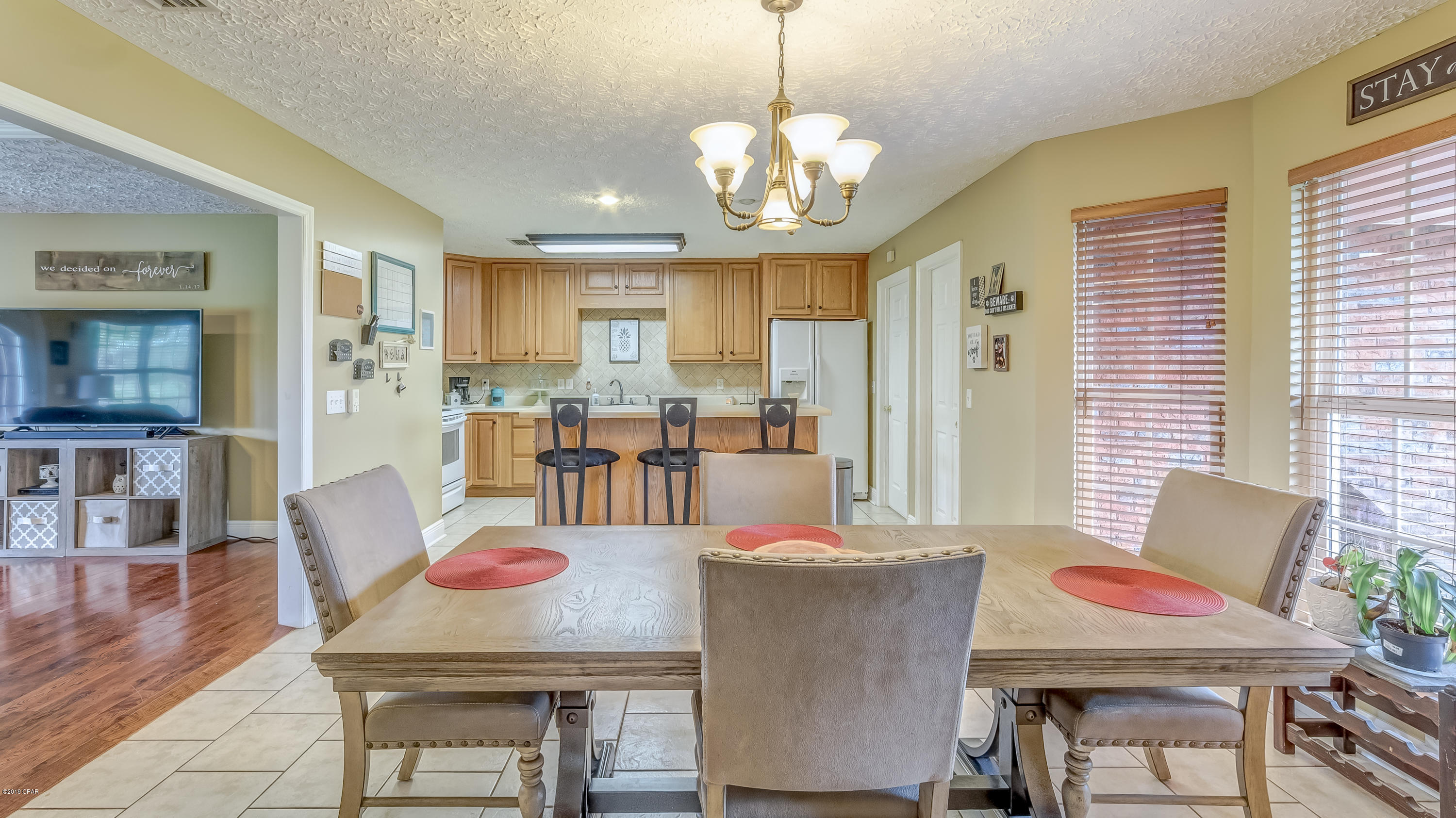 Kirkland Manor - Residential