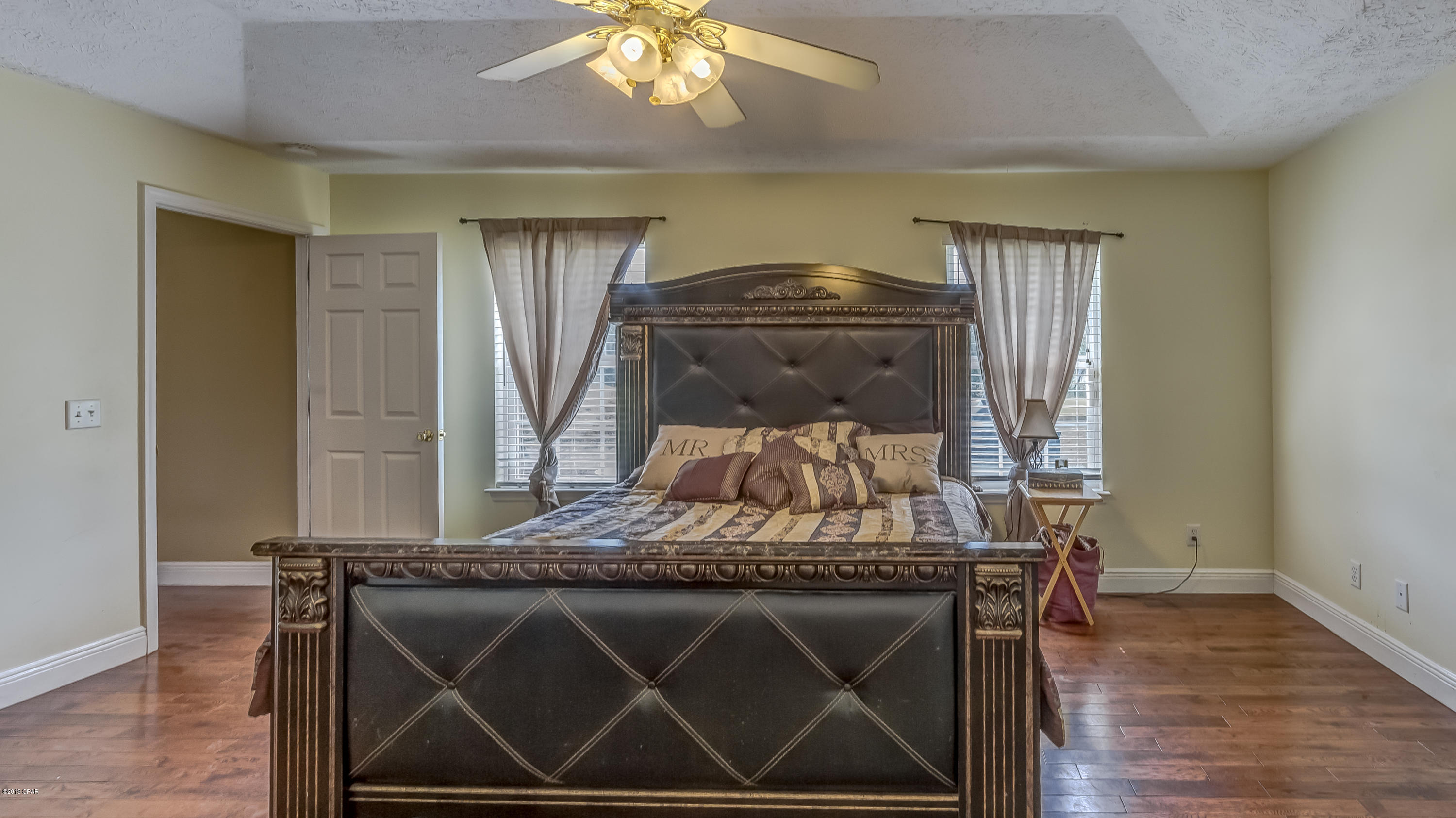 Kirkland Manor - Residential