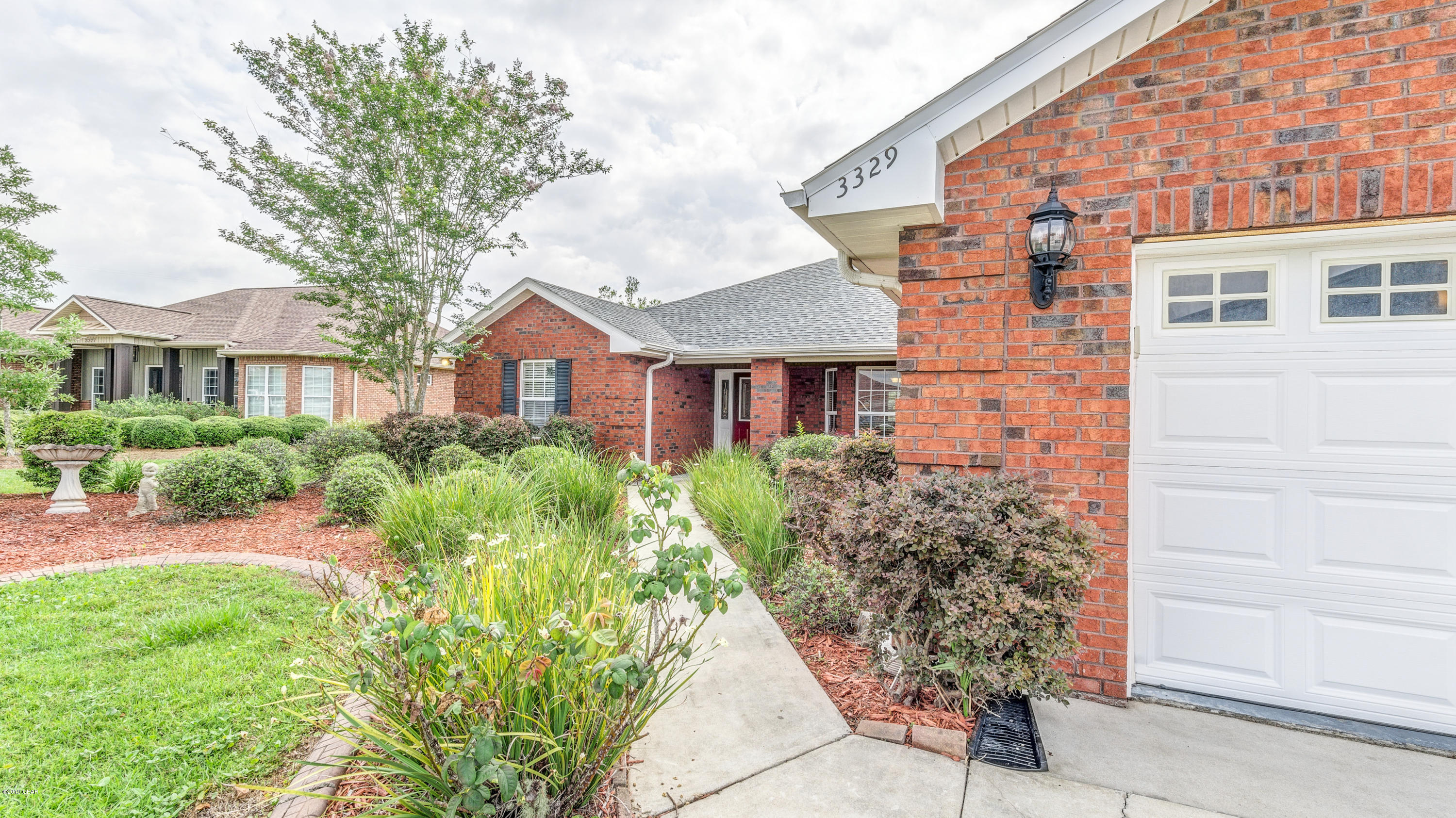 Kirkland Manor - Residential