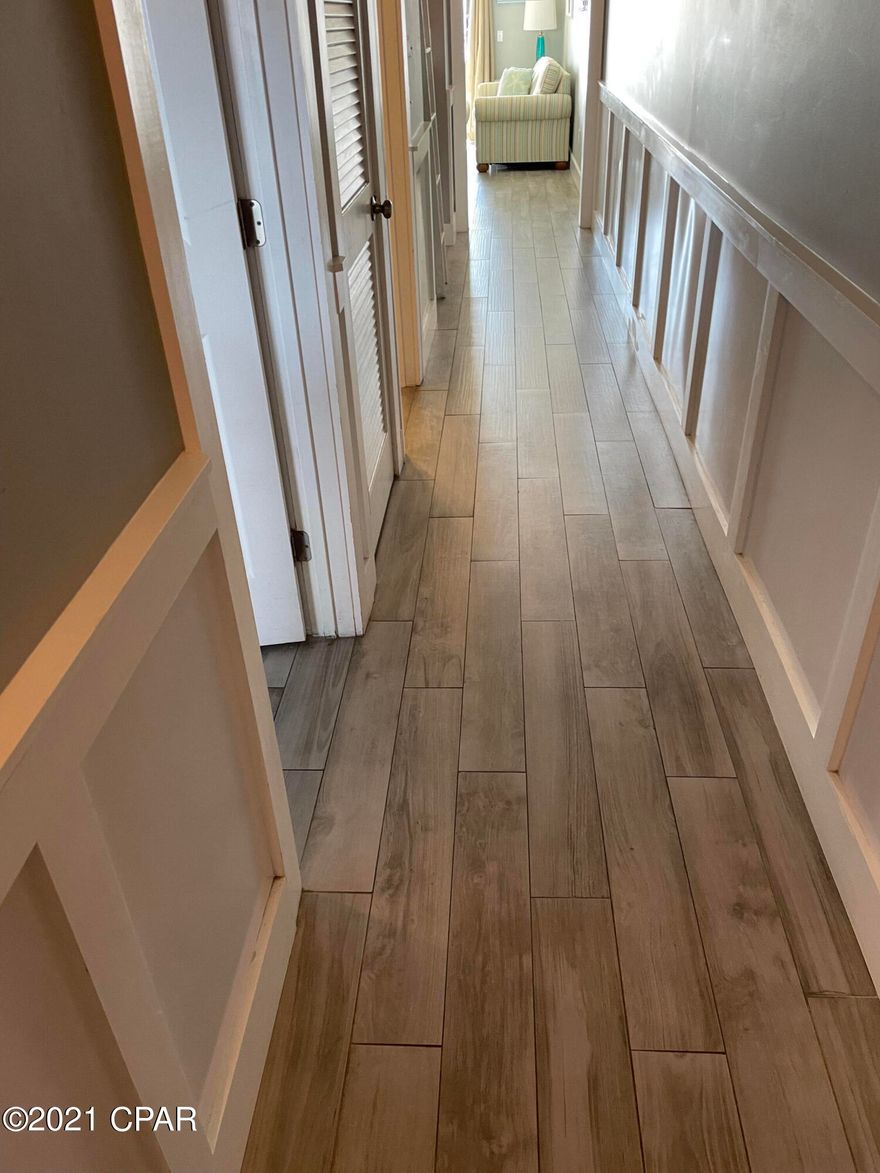 Total remodeled 2018, New AC 2018,  1BR/1.5BA+Bunk Condo That Can Comfortably Accommodate 6 Guests & Offers A Spacious Balcony Overlooking The Gulf Of Mexico. Also Featuring A Spacious Living Room-Dining Area & Kitchen Equipped With A Stove, Microwave, Dishwasher, Refrigerator, Washer-Dryer & Breakfast Bar, Oversized Master Bedroom, Bunks In The Hall & Jack-N-Jill Bathroom. You'll Also Enjoy The State-Of-The-Art Amenities That Summit Has To Offer Including: 2 Large Swimming Pools, Tiki Bar, Market, Bikini Bob's Restaurant, Hot Tubs, Picnic Areas With Grills, Tennis Courts, Basketball Courts, 3 Shuffleboard Courts, & Fitness Center.