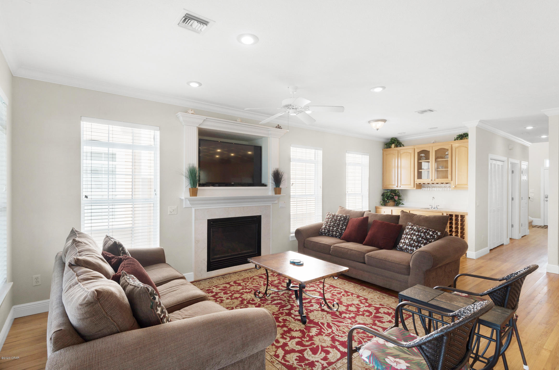 Laguna Beach Estates 2nd Add - Residential