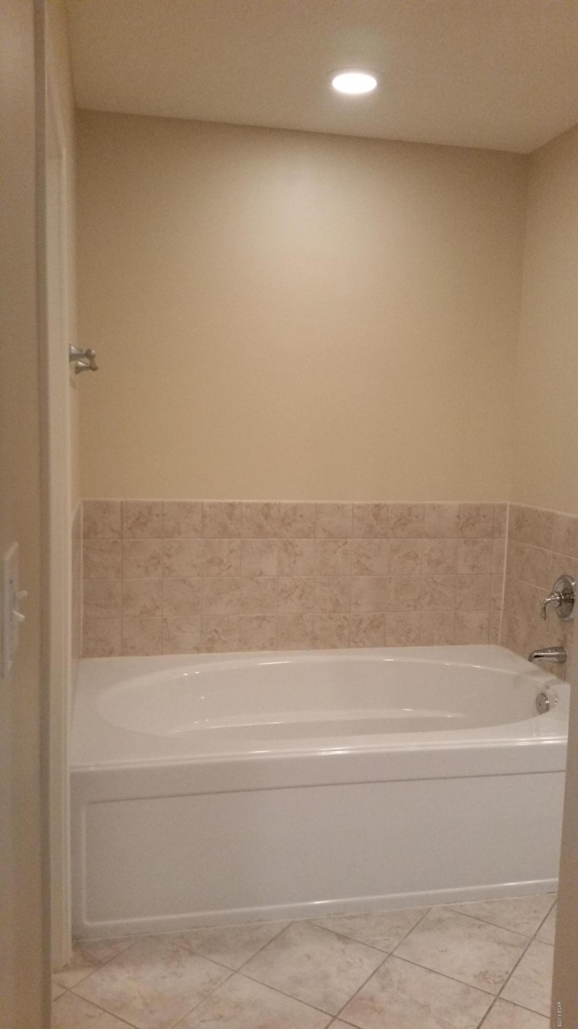 Island Reserve - Residential Lease