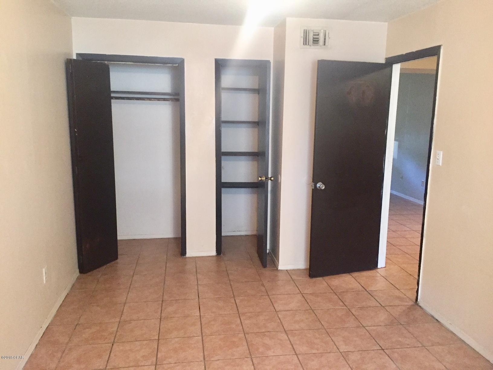 Mashburns 1 Add To Parker - Commercial Sale