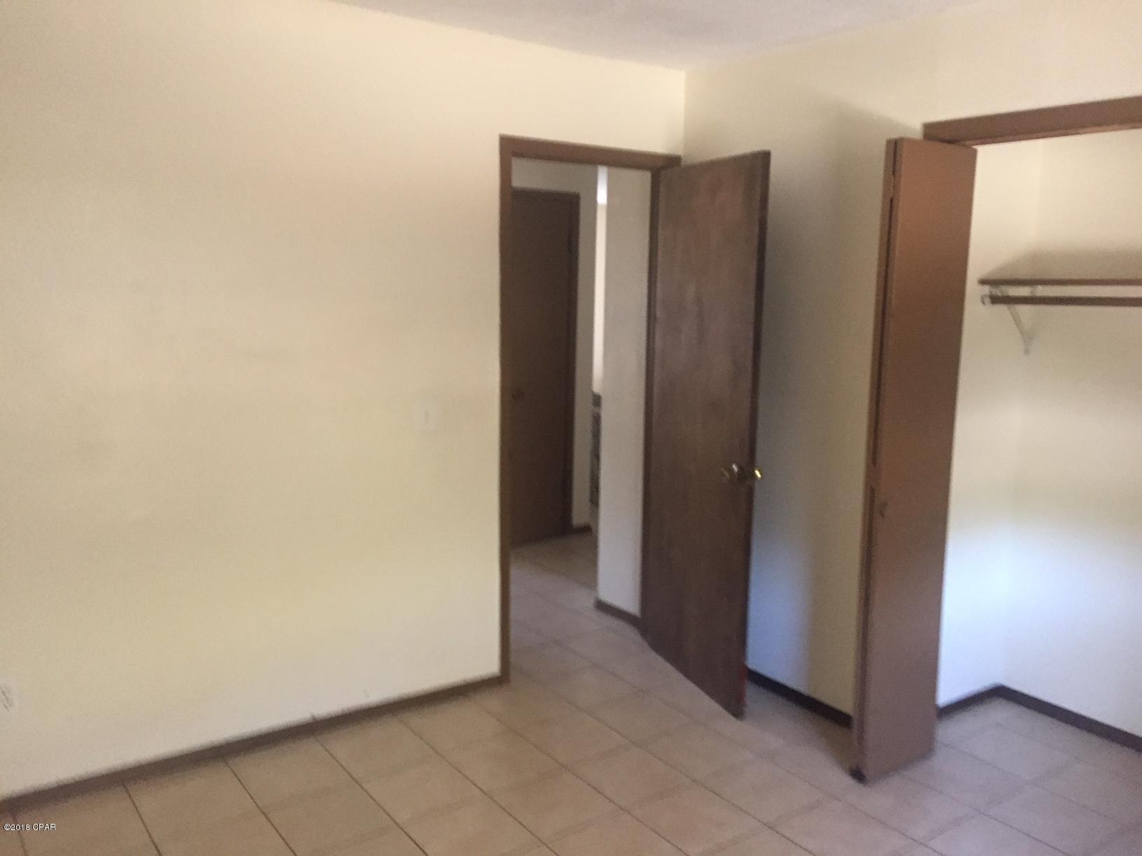 Mashburns 1 Add To Parker - Commercial Sale