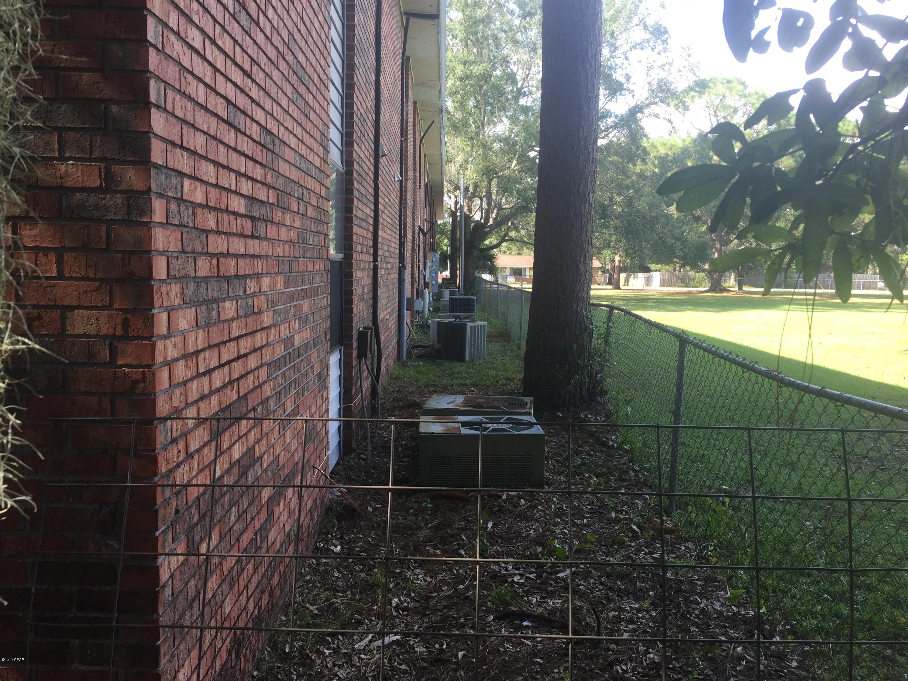 Mashburns 1 Add To Parker - Commercial Sale