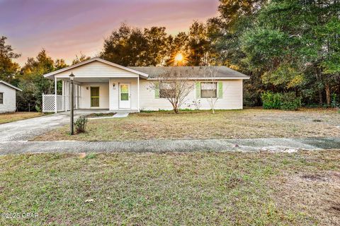 A home in Chipley