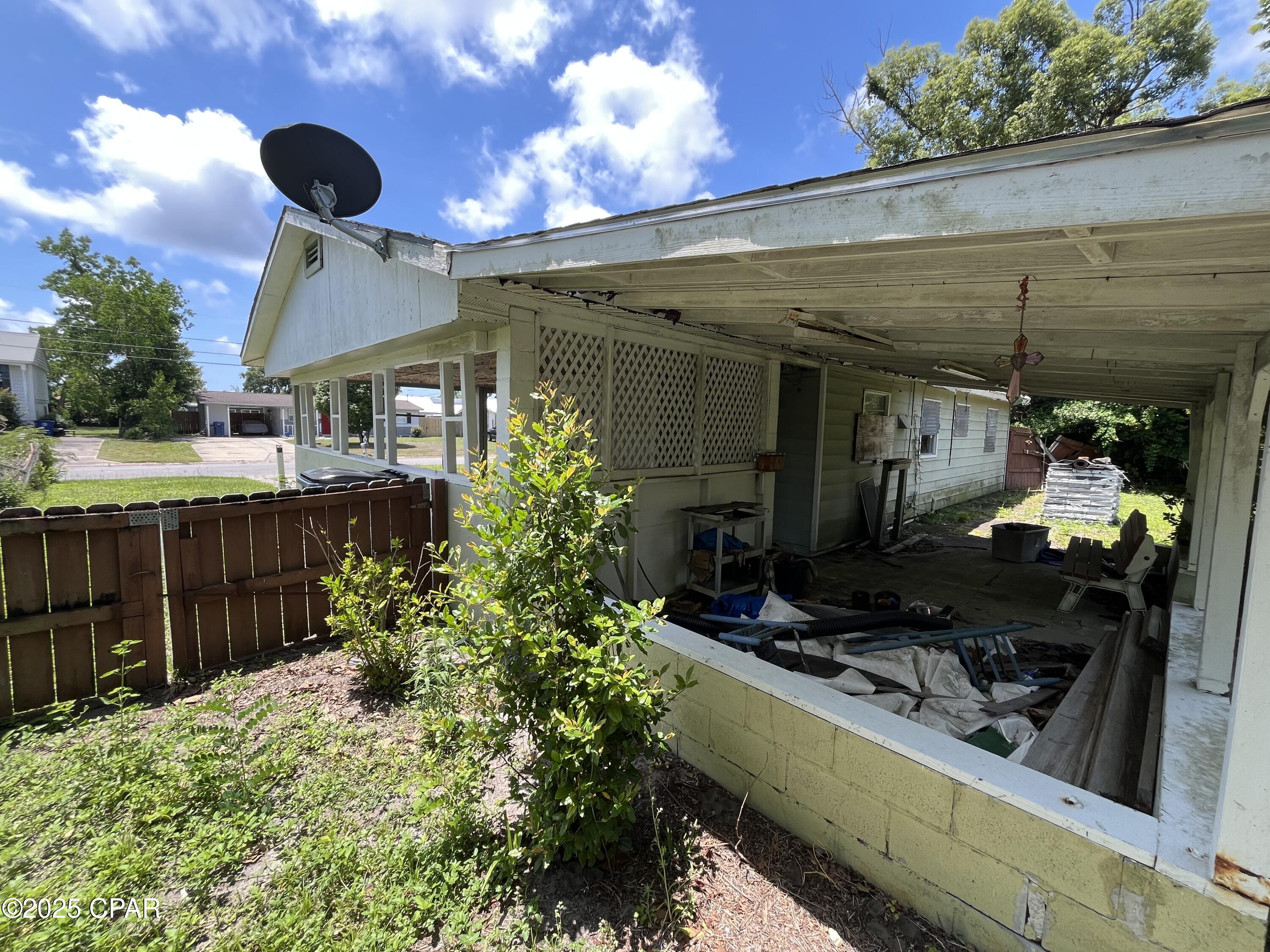 Hentz 1st Add Unit-B Rep - Residential