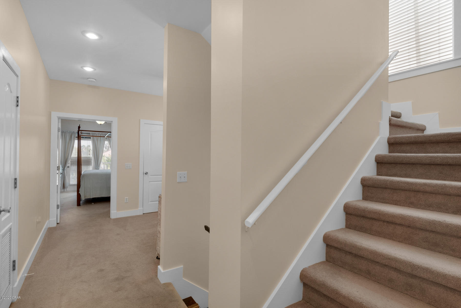 La Valencia Beach Resort - Residential