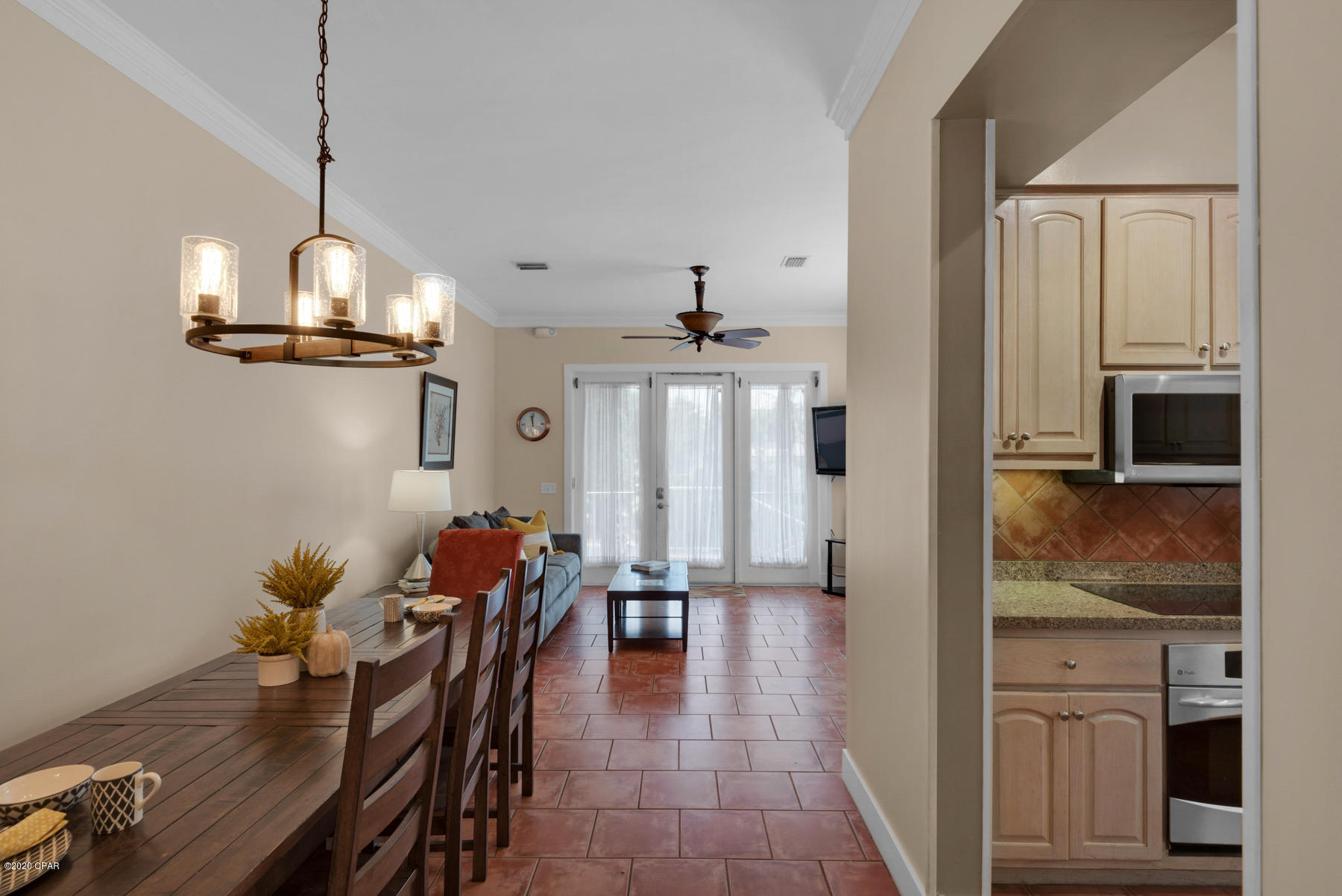 La Valencia Beach Resort - Residential