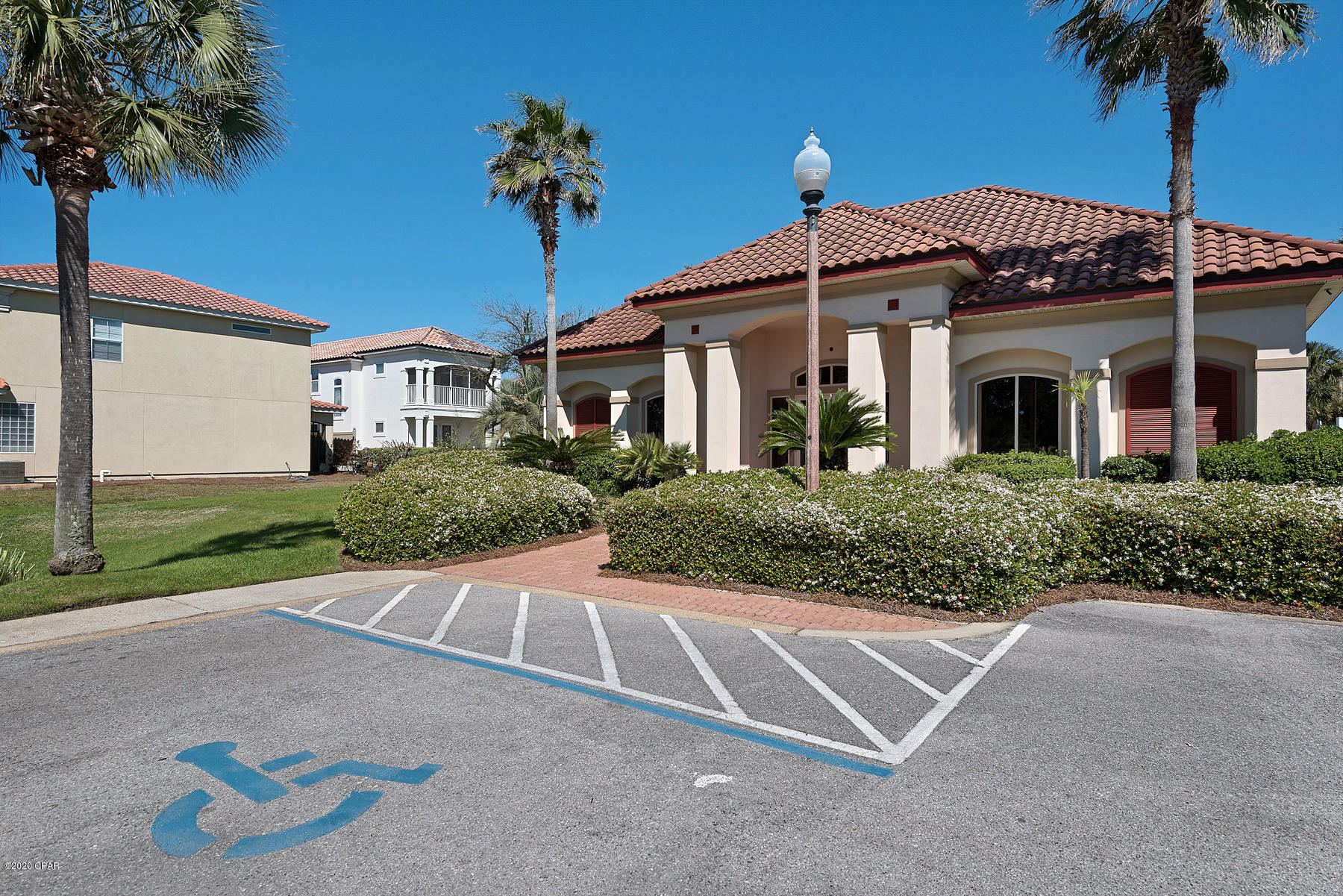 La Valencia Beach Resort - Residential