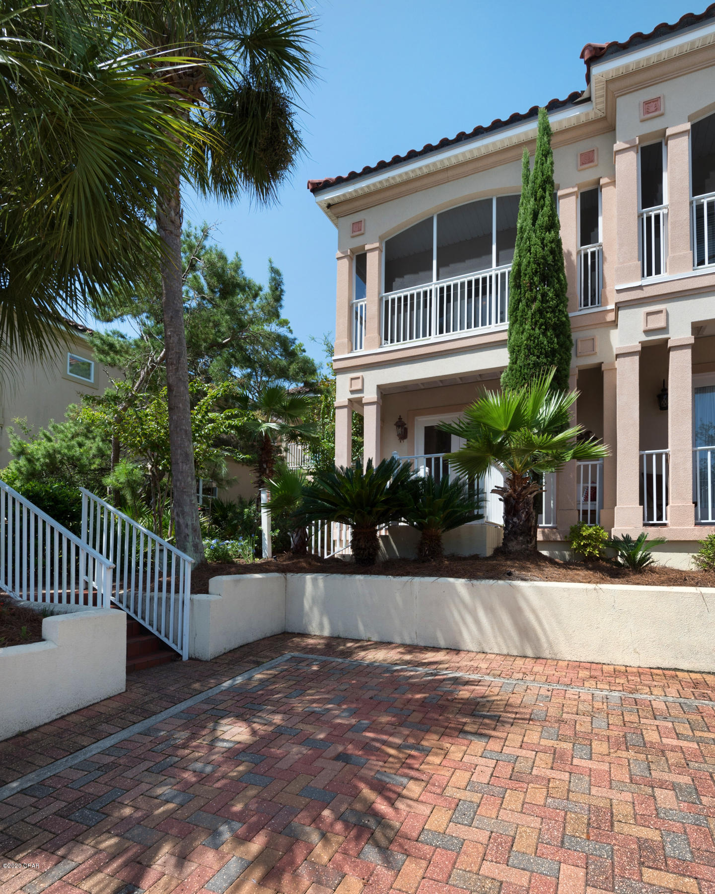 La Valencia Beach Resort - Residential