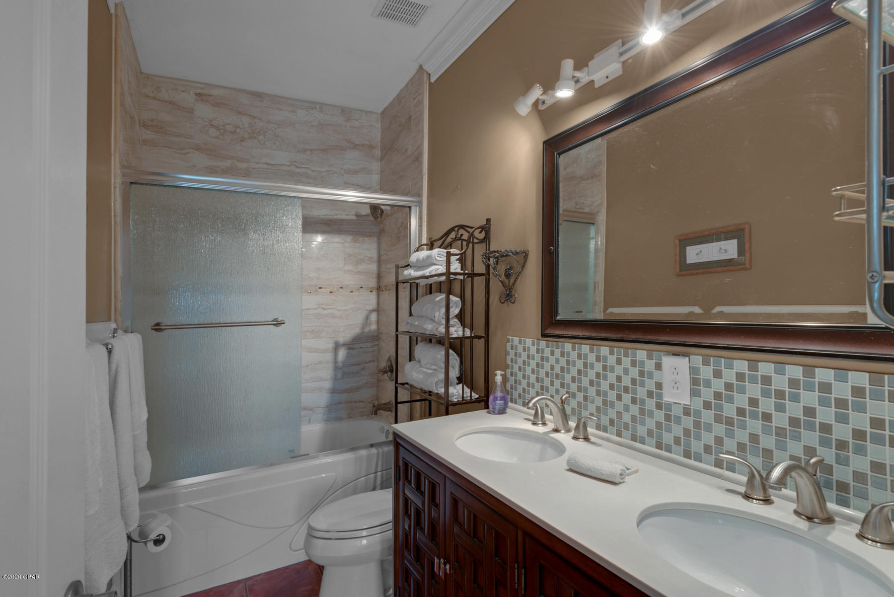 La Valencia Beach Resort - Residential