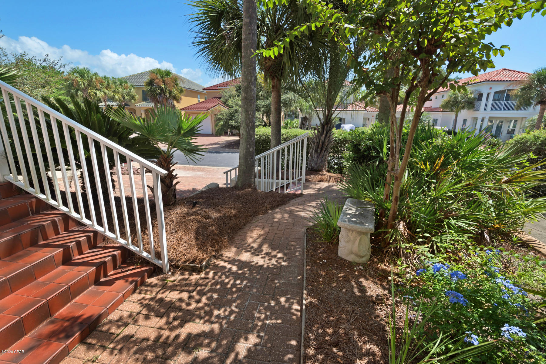 La Valencia Beach Resort - Residential