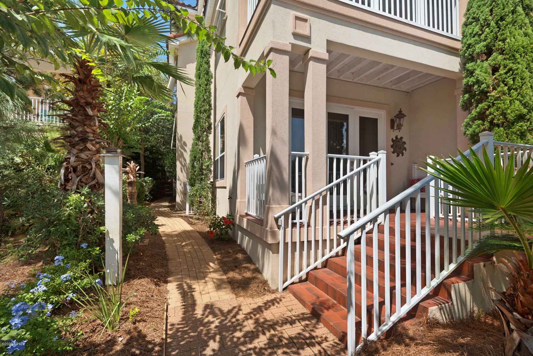 La Valencia Beach Resort - Residential