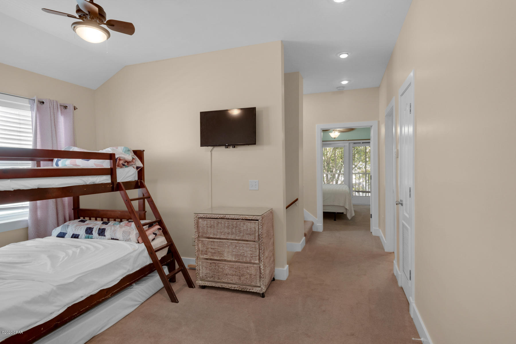 La Valencia Beach Resort - Residential