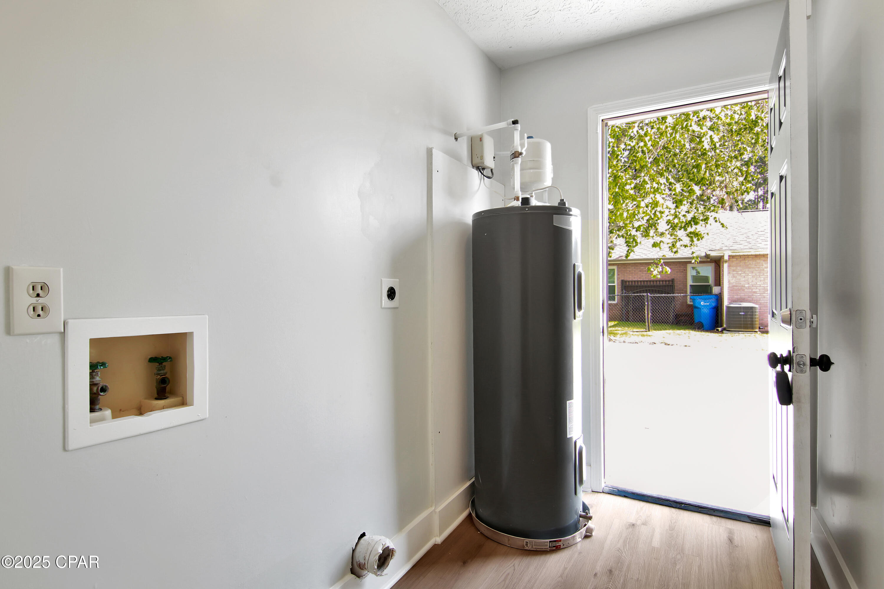 Colony Club - Residential