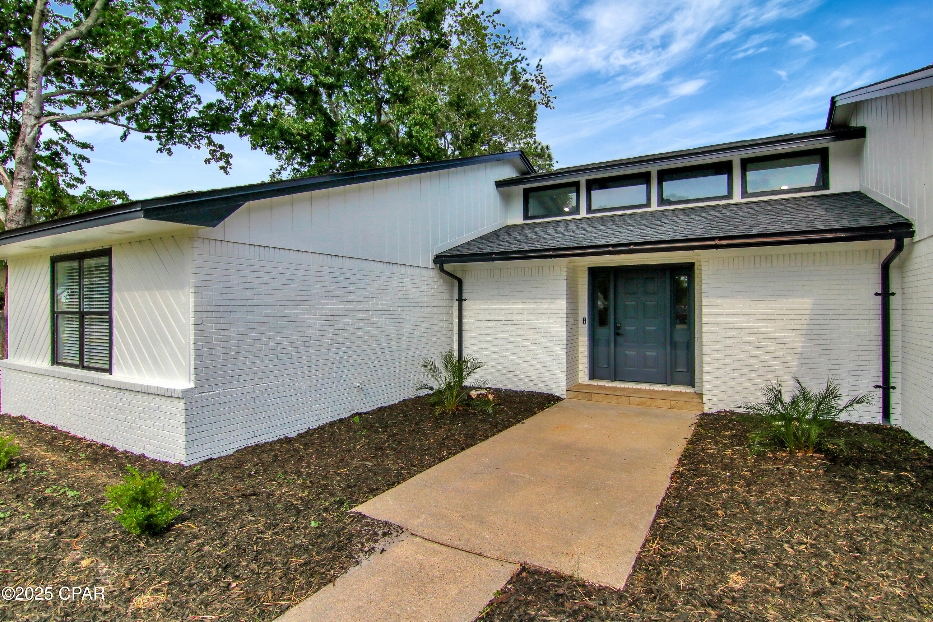 Colony Club - Residential