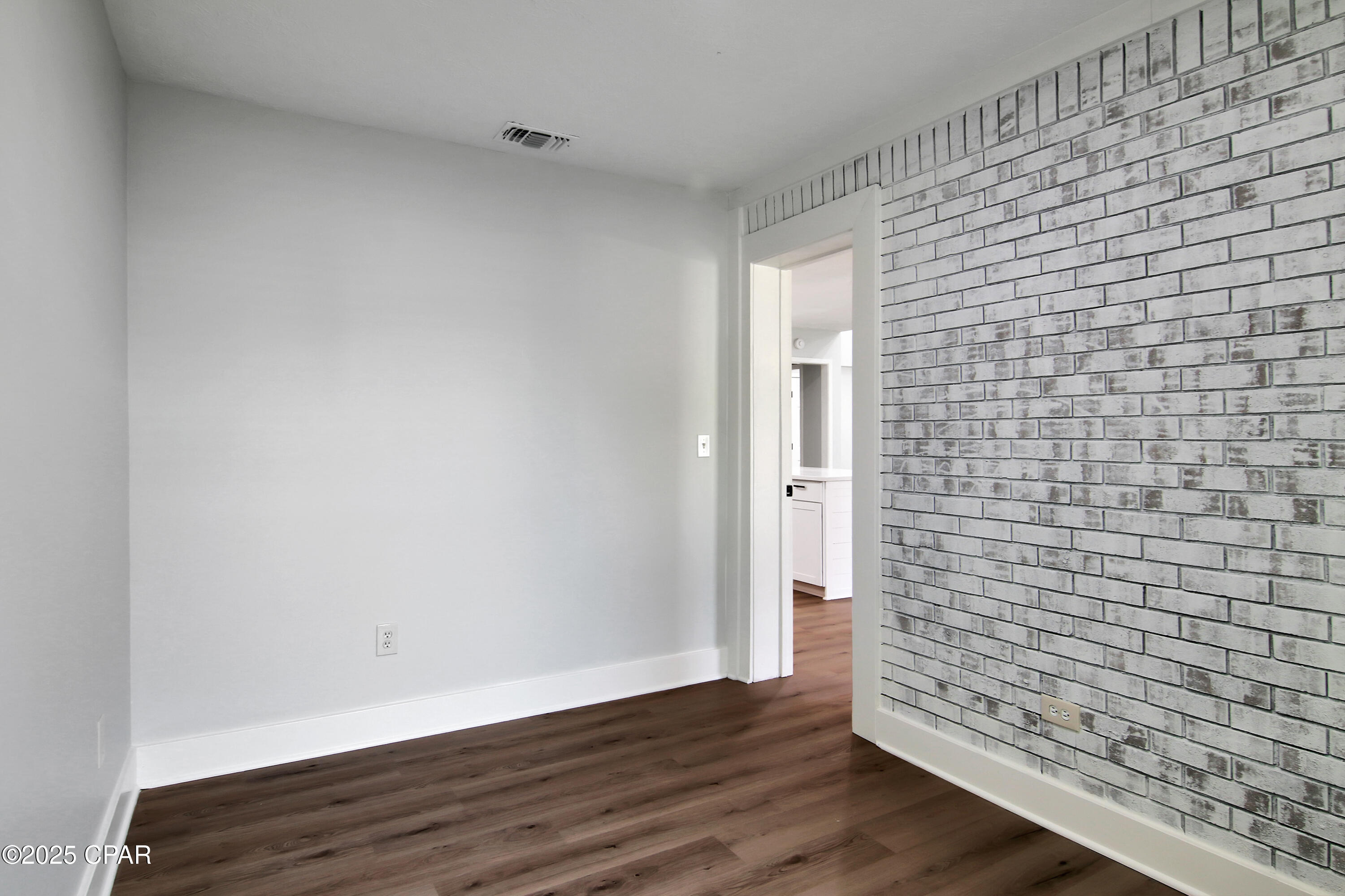 Colony Club - Residential