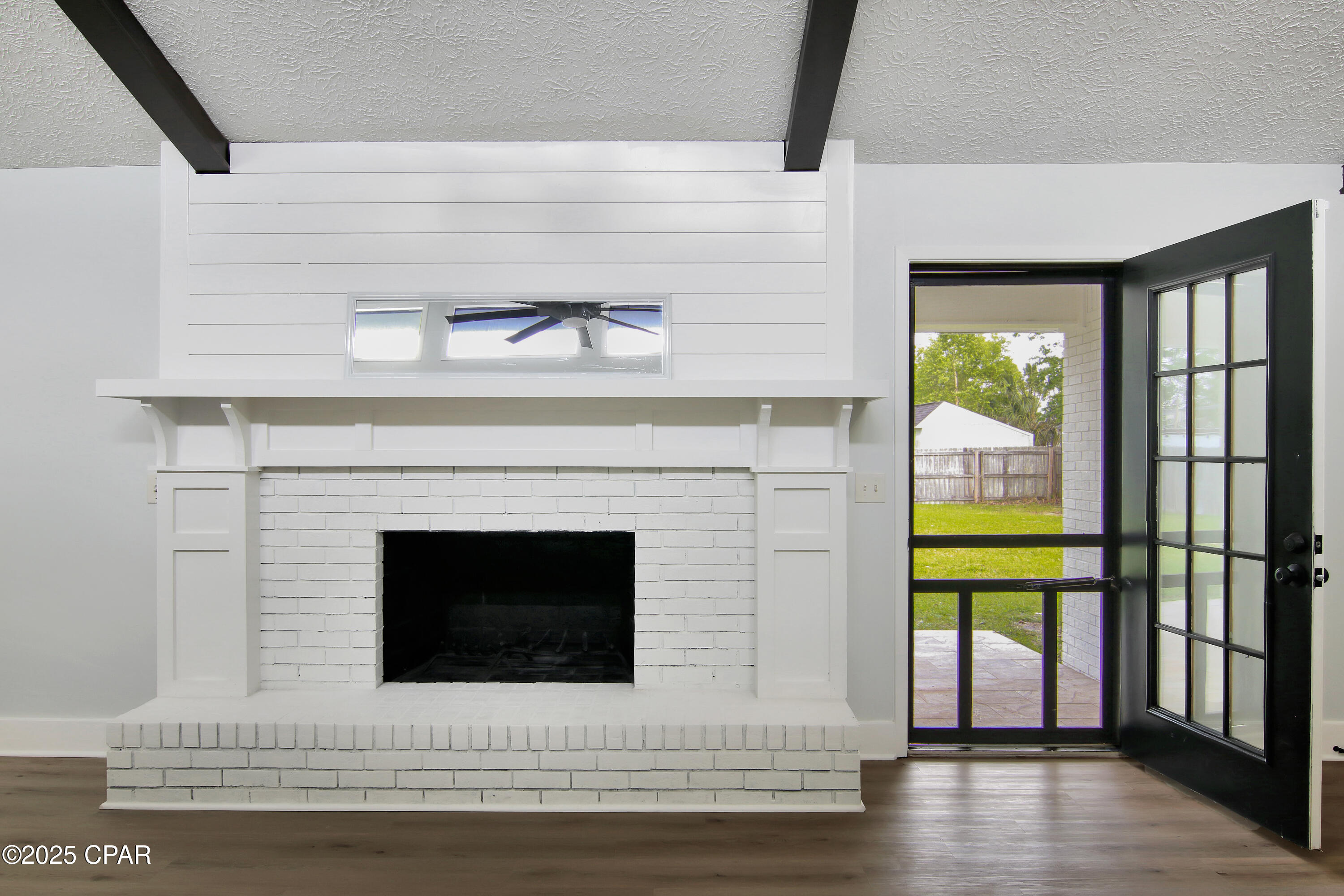 Colony Club - Residential