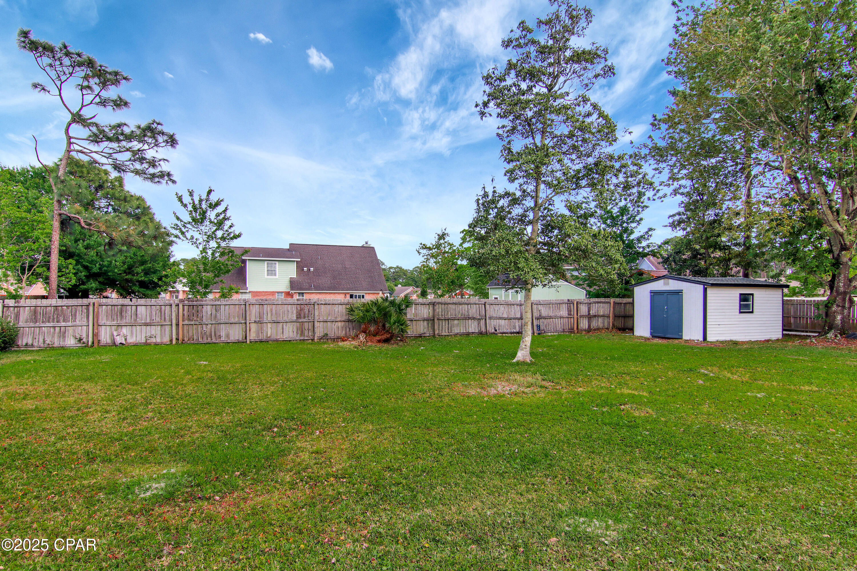 Colony Club - Residential