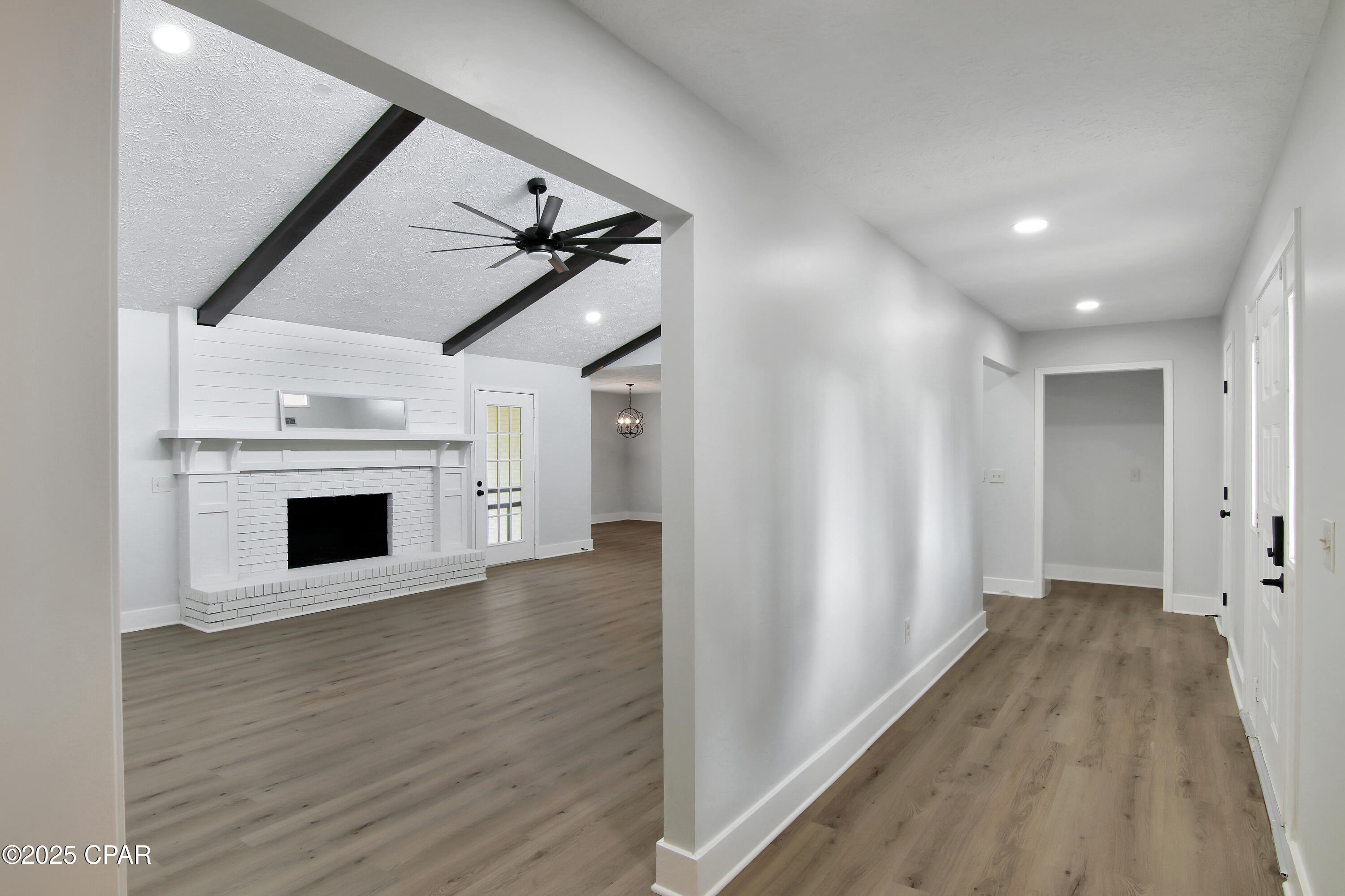 Colony Club - Residential