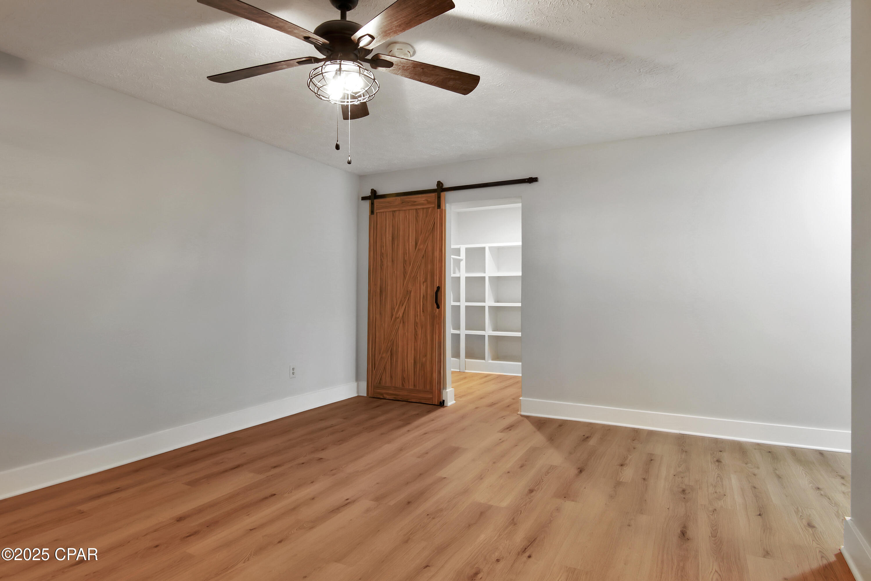 Colony Club - Residential