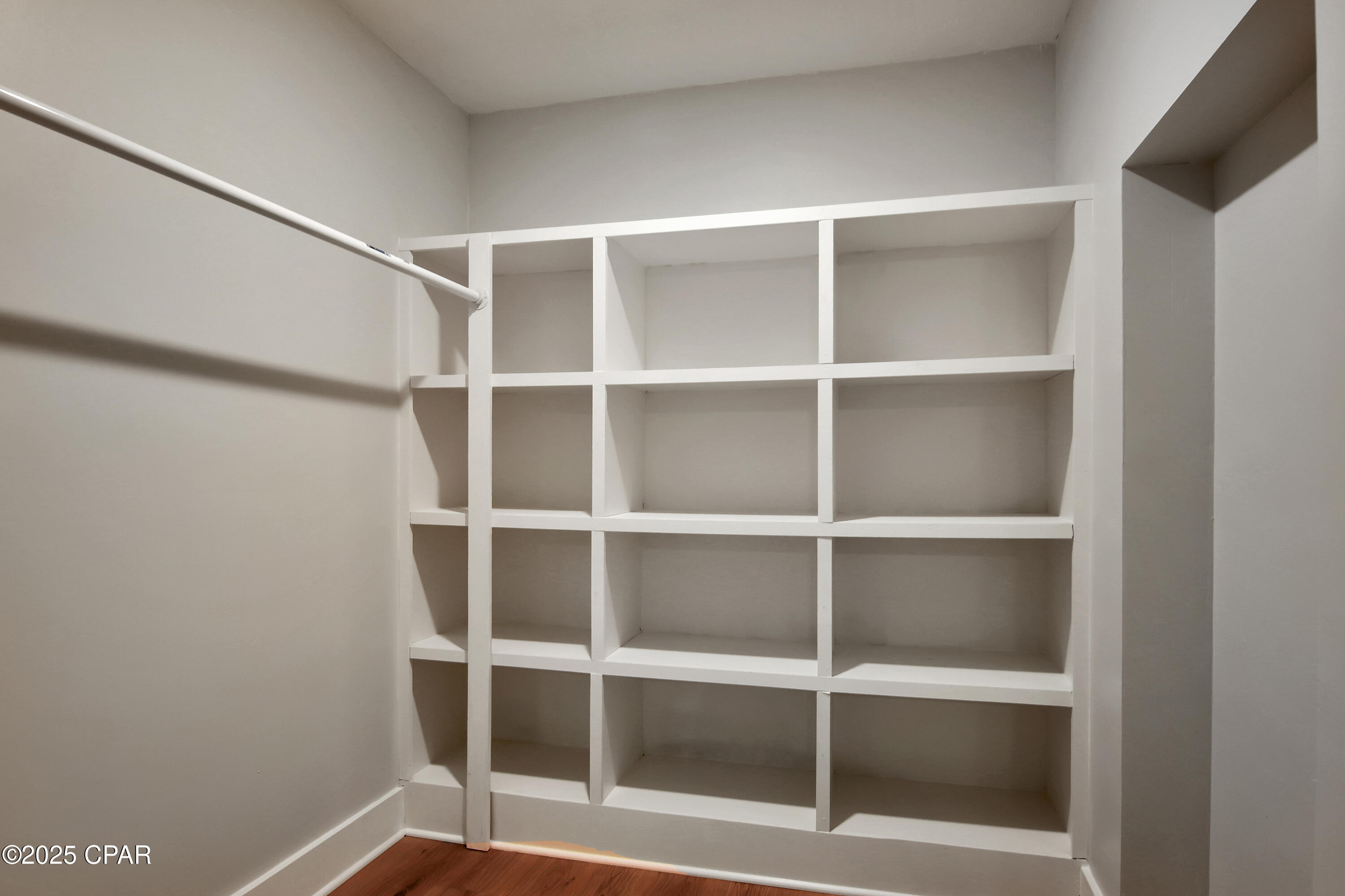 Colony Club - Residential