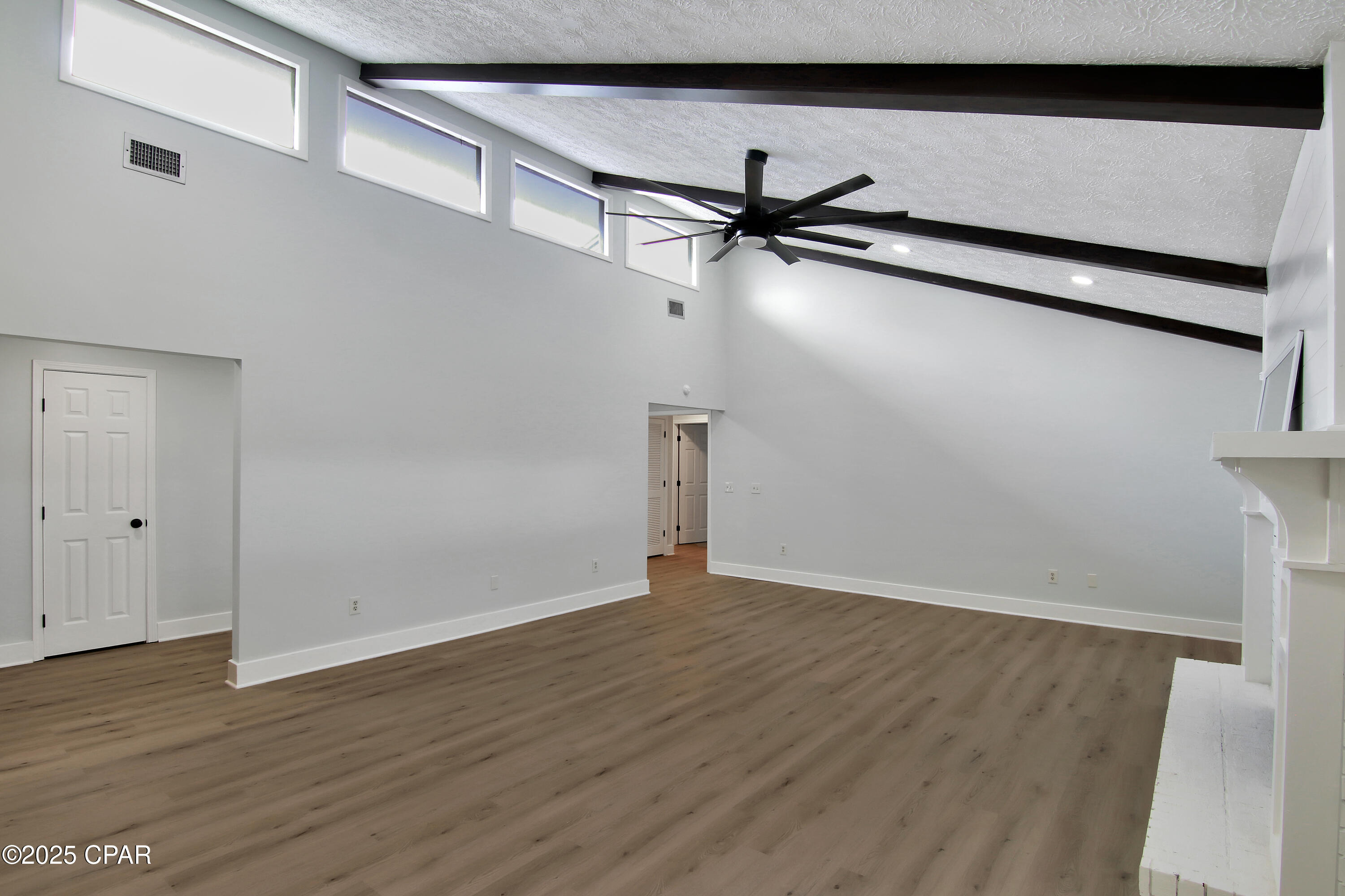 Colony Club - Residential