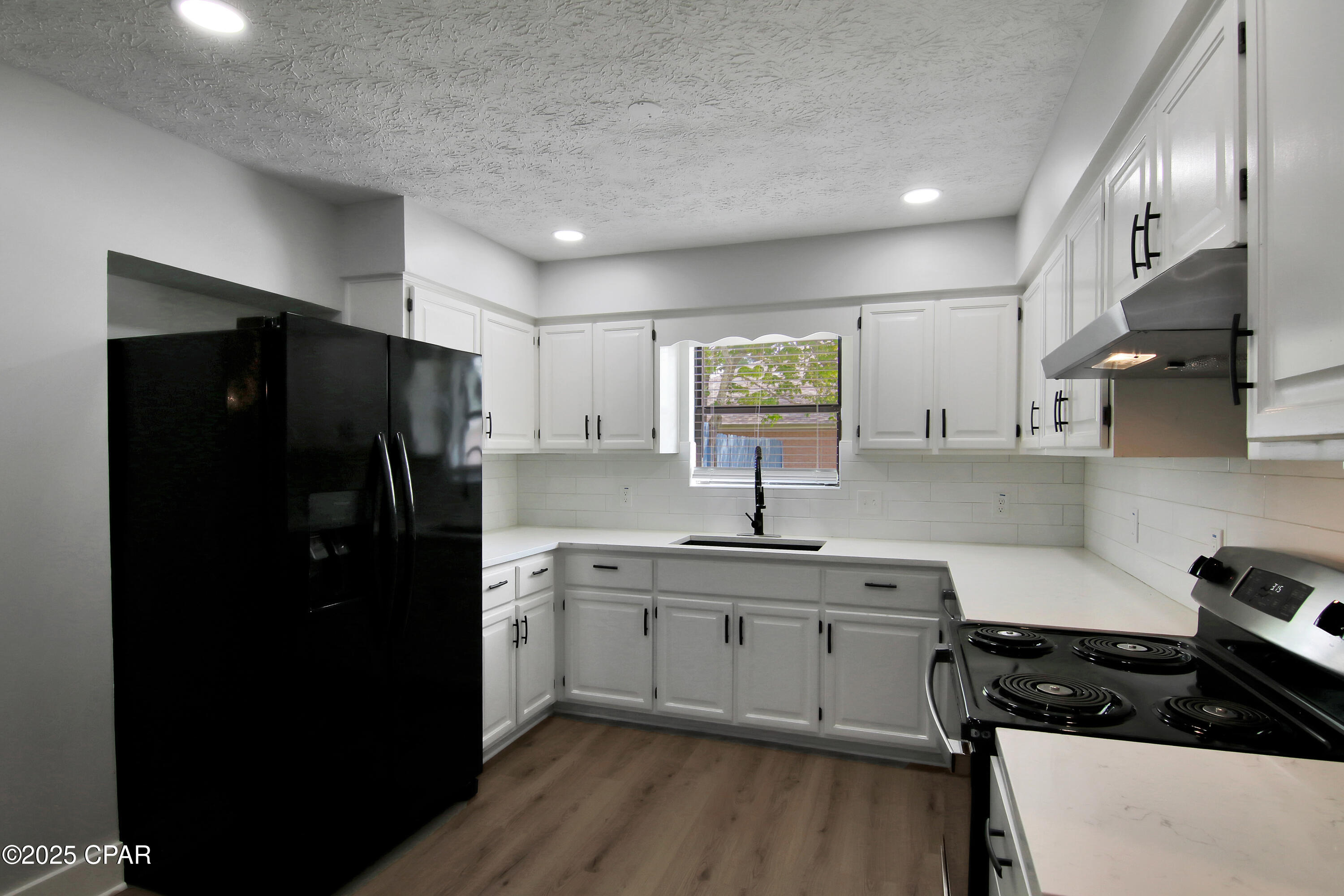 Colony Club - Residential