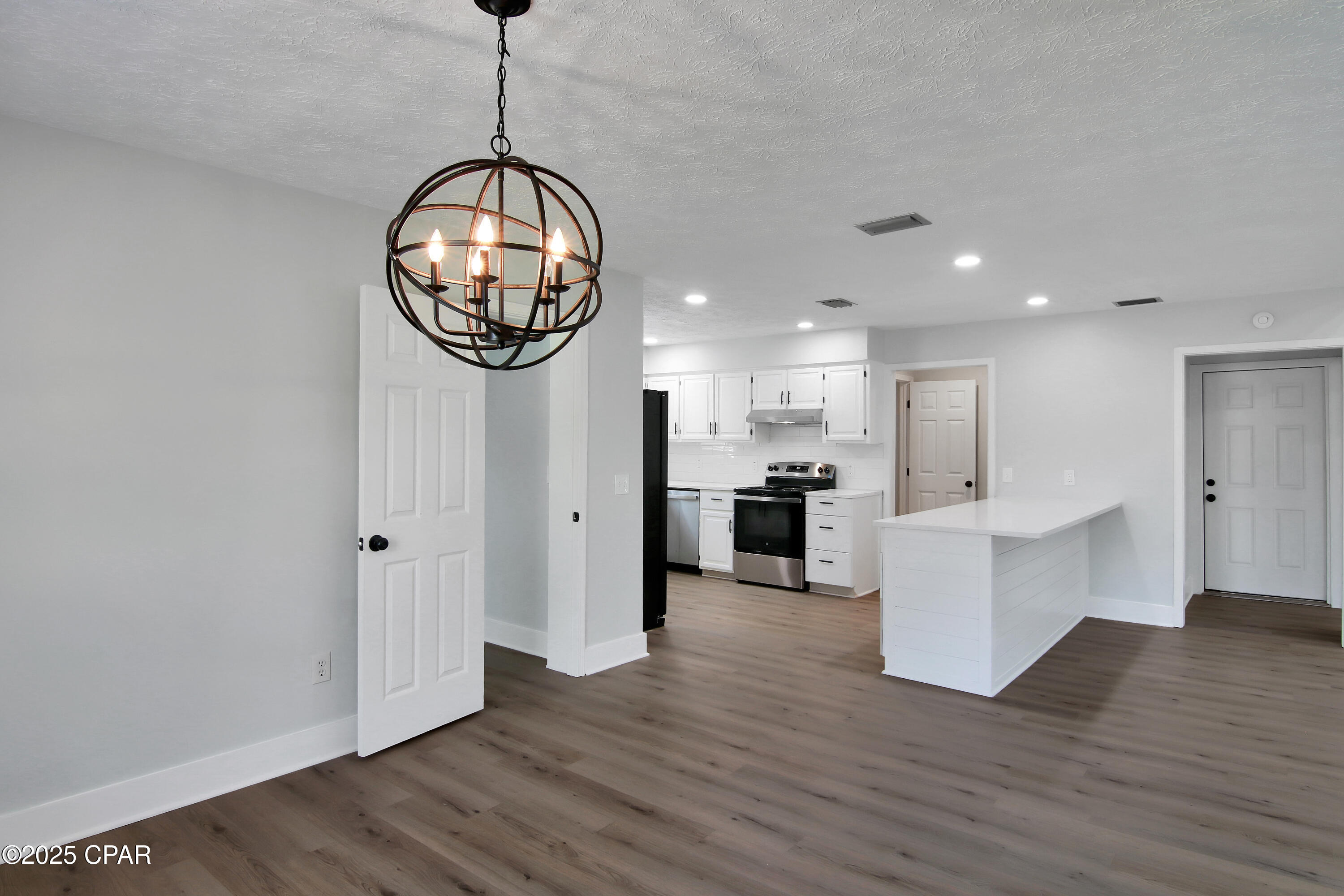 Colony Club - Residential