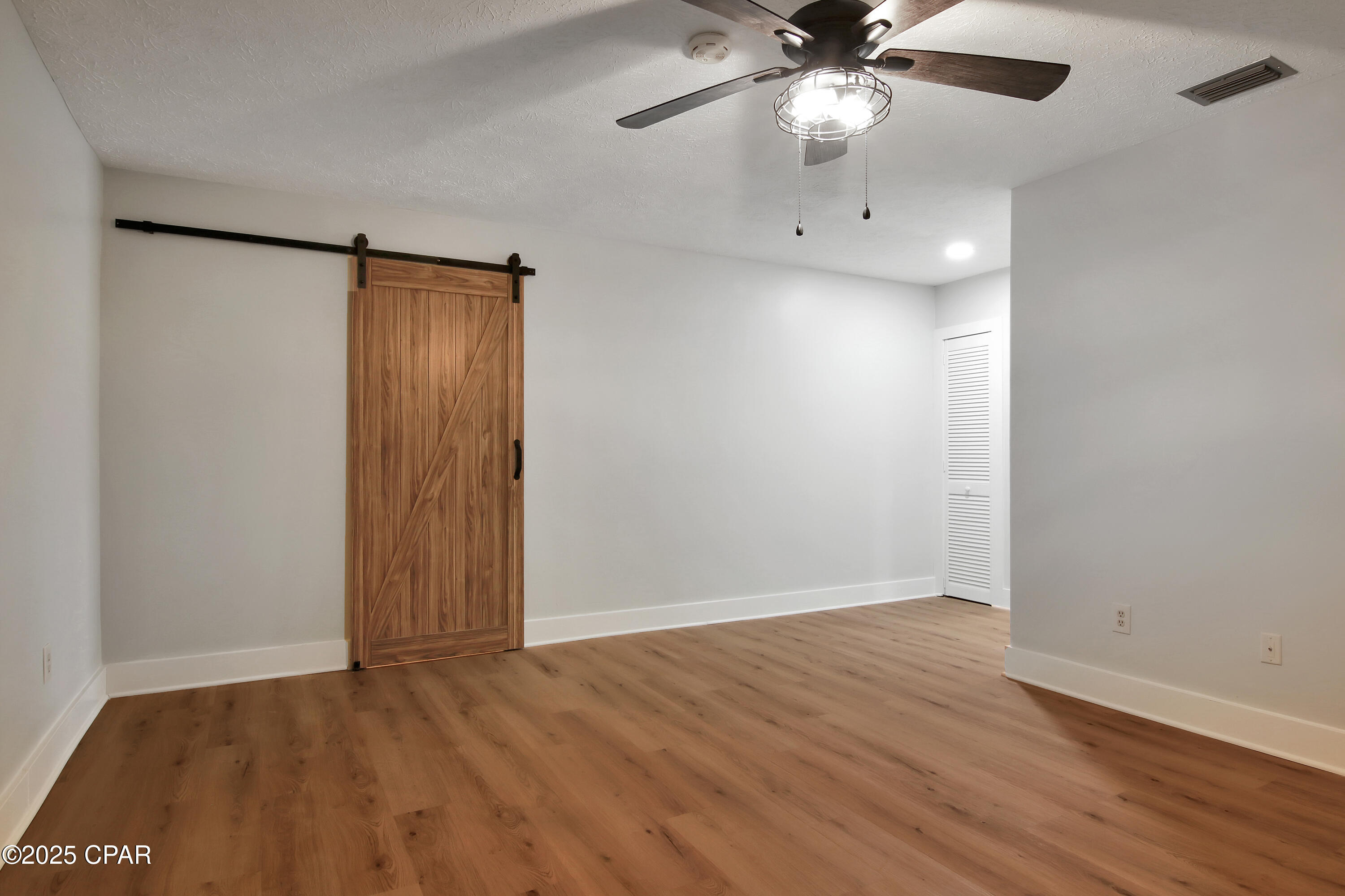 Colony Club - Residential