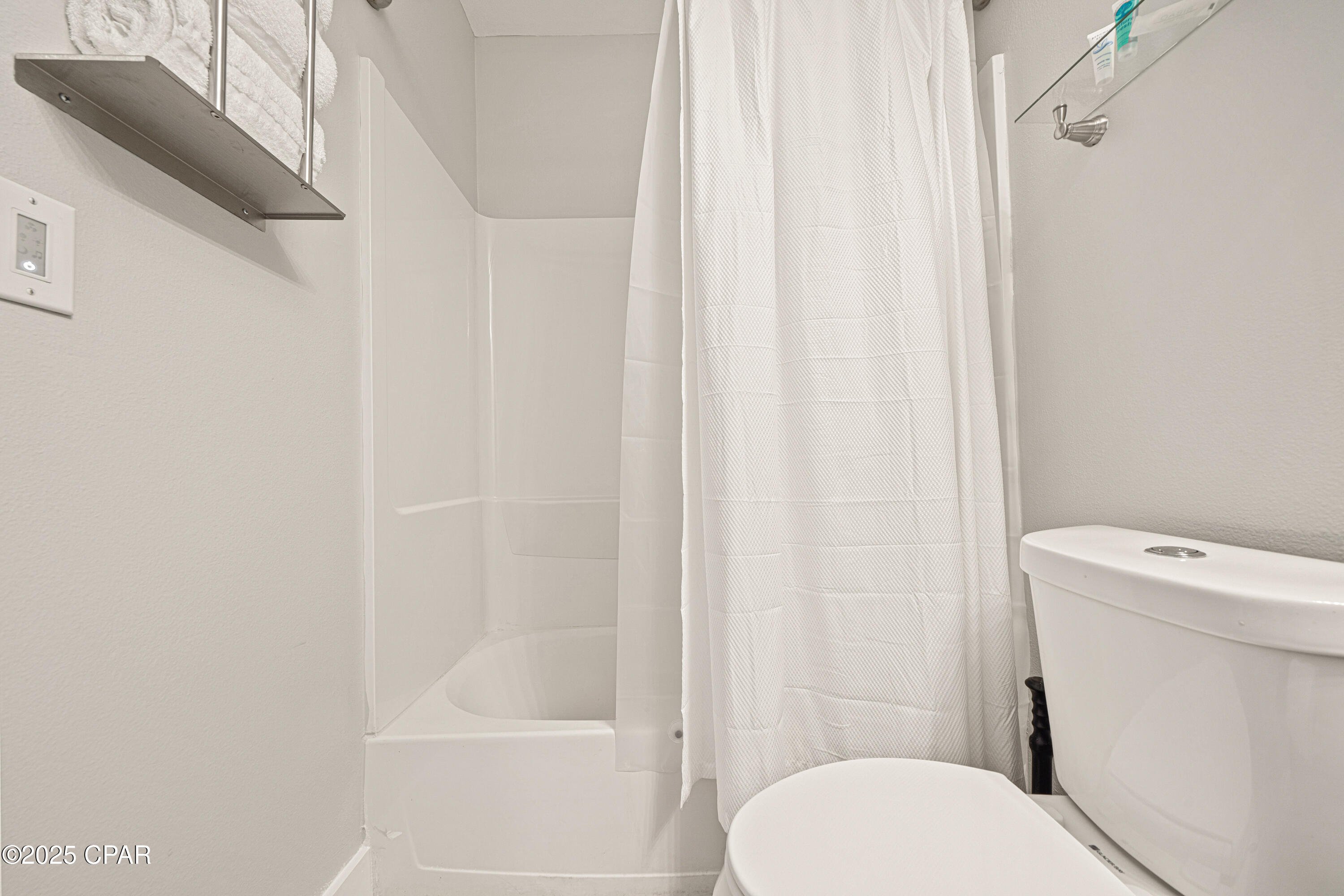 Laketown Wharf - Residential