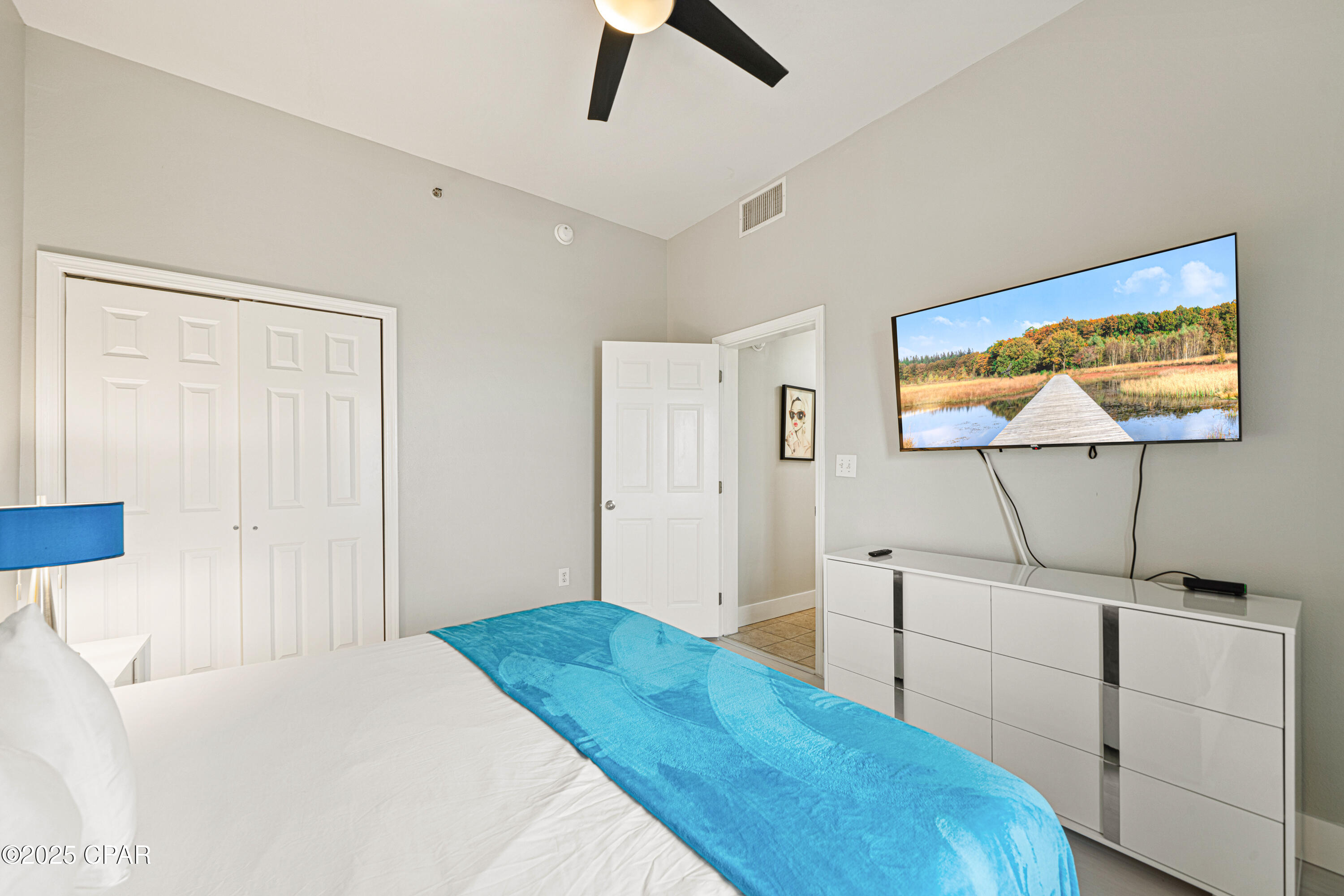 Laketown Wharf - Residential