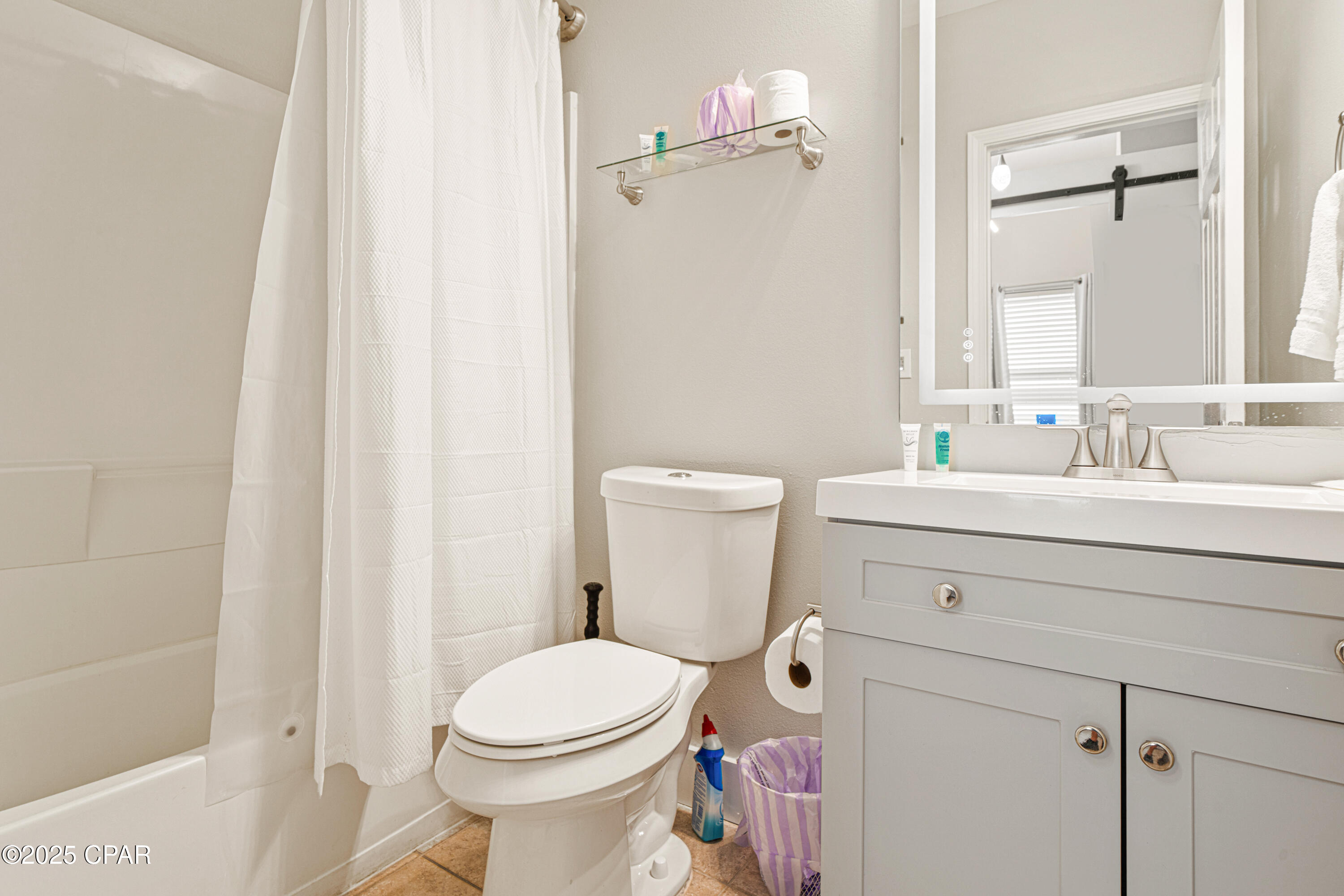 Laketown Wharf - Residential