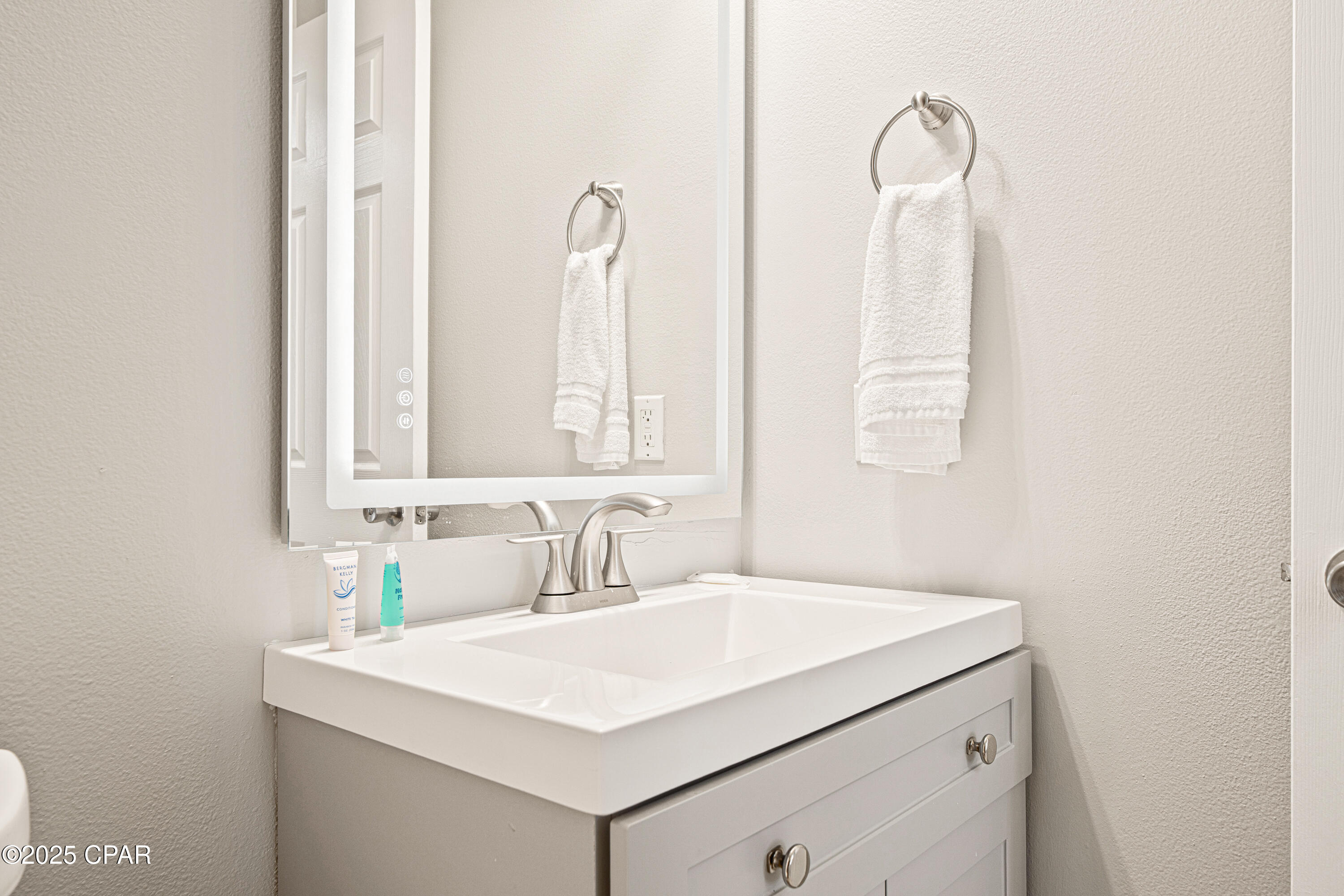 Laketown Wharf - Residential