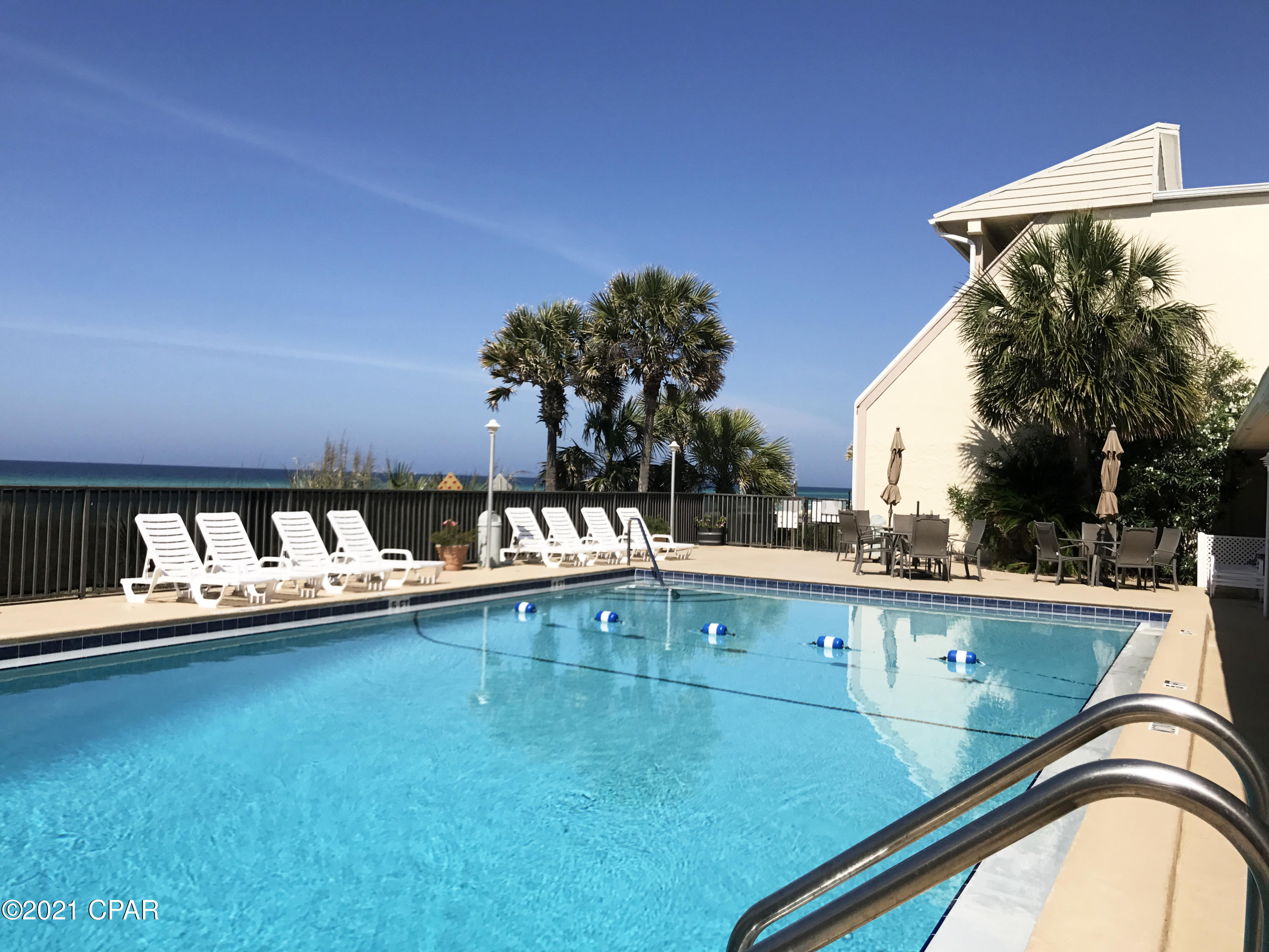 Shores Townhouses - Residential