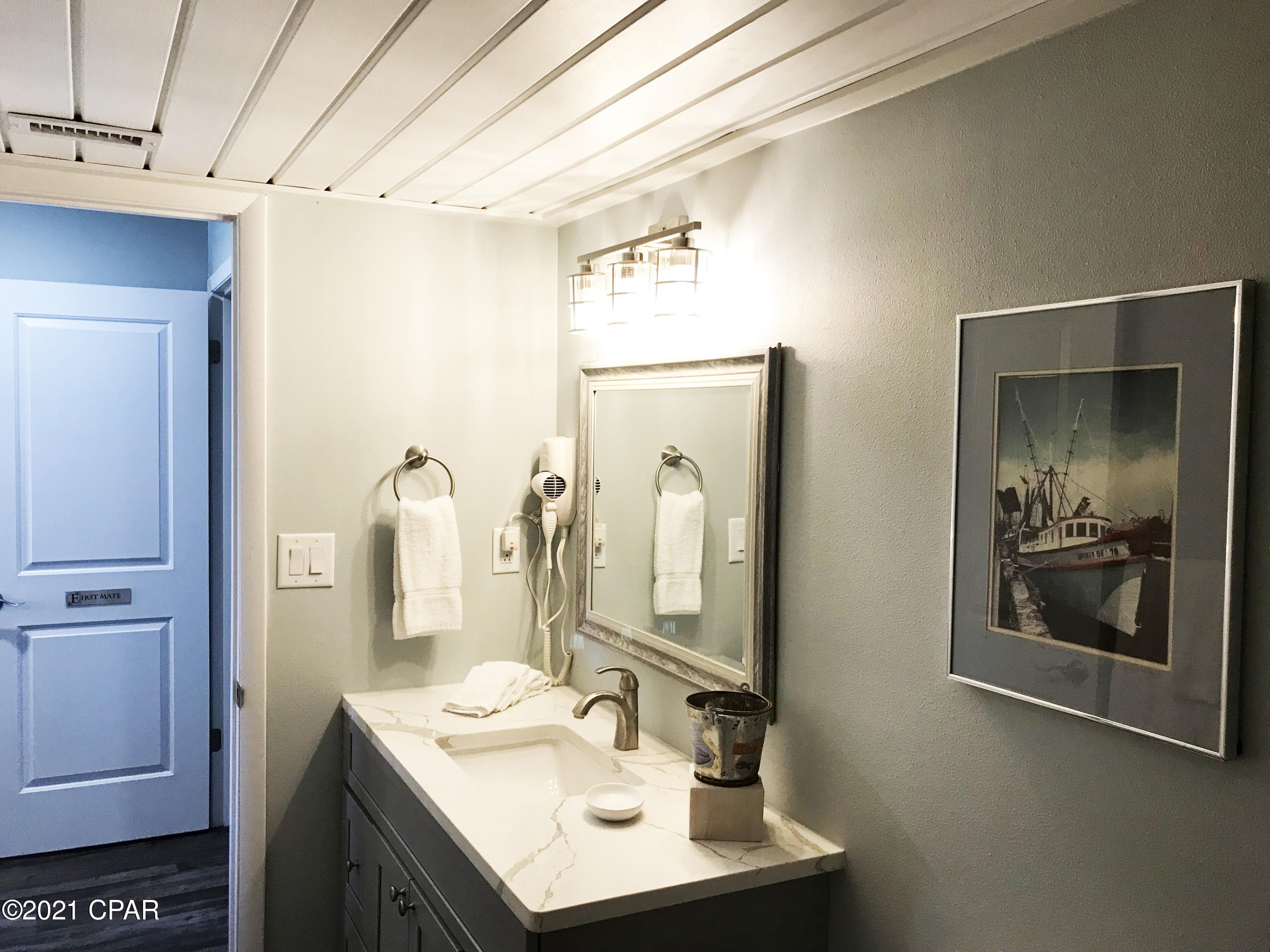 Shores Townhouses - Residential