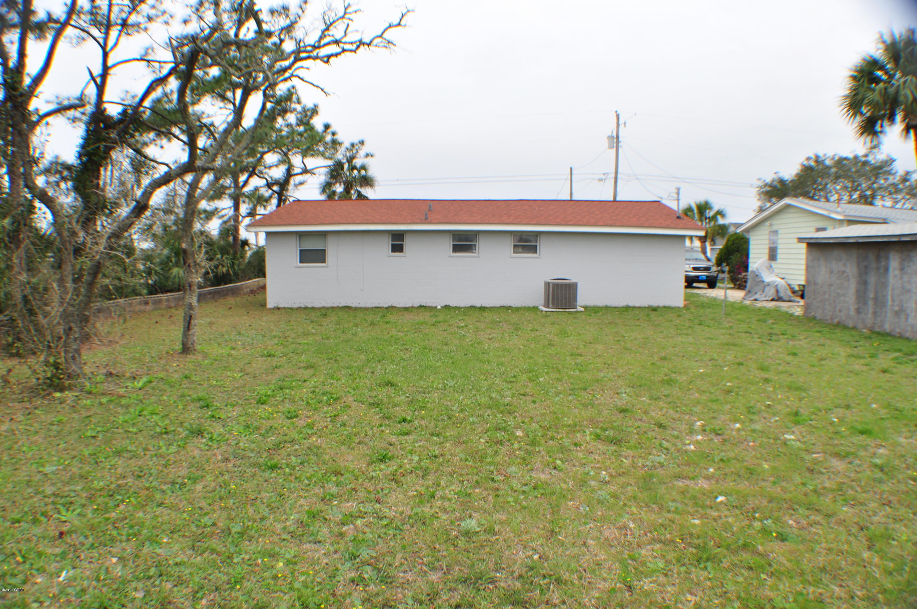 Hutchison's 1st To Bahama Bch - Residential