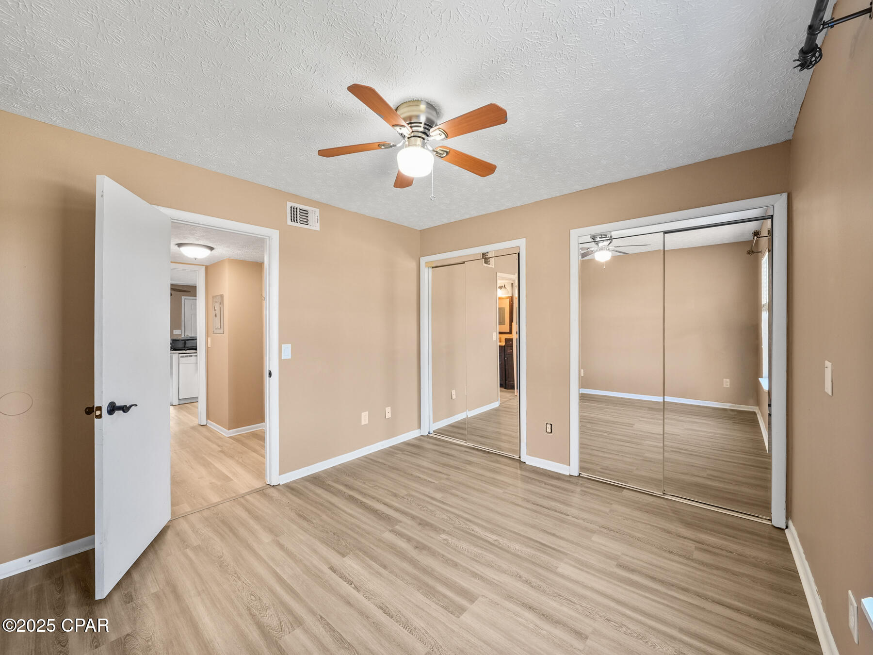 Hidden Lagoon - Residential Lease