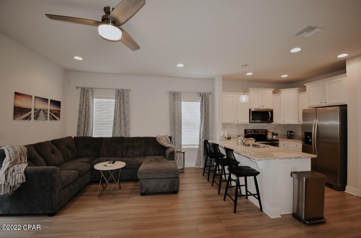 Hathaway Townhomes - Residential Lease