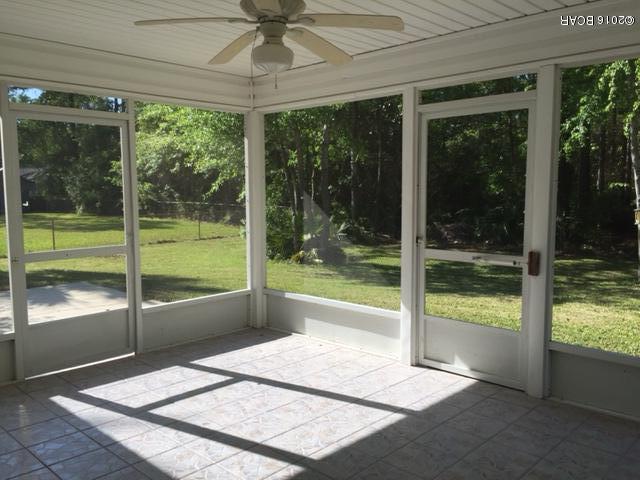 College Point 1st Add - Residential