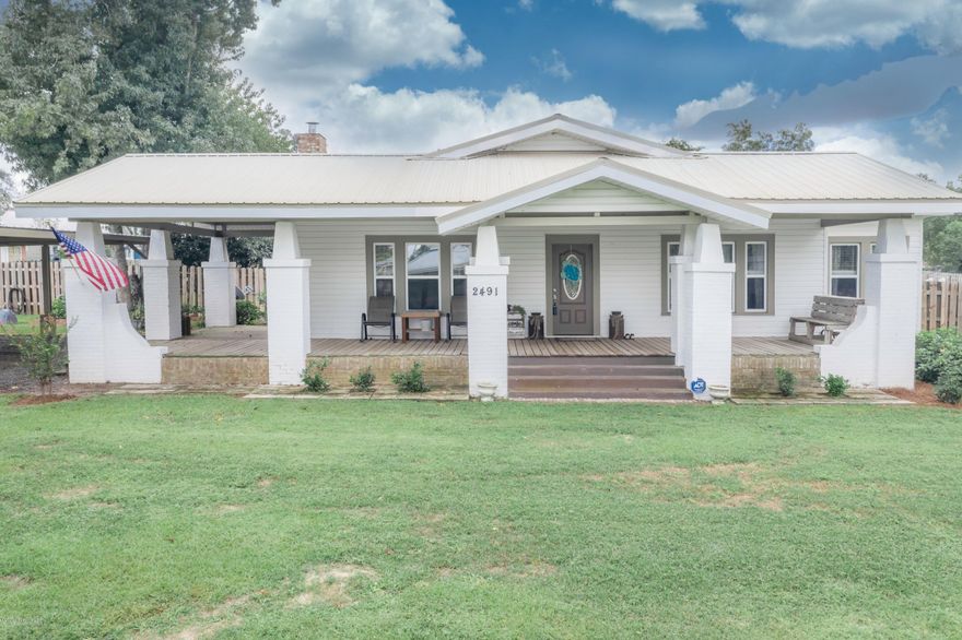 Looking for charm of a older home with all the modern features.... look no further!

Step into the covered porch that is the perfect place for spending evenings sitting on a swing.  The back yard has newer privacy fence with above ground pool with small covered back porch. 22x30 Outbuilding that is mostly heated and cooled and would make great man cave or workshop, still has lots of storage. Inside the home you have 3 bedroom with 2 baths. Master bath has tiled shower plus jetted tub. Large  kitchen with nice size pantry. sitting on almost 3/4 of an acre within City limits. A Must See!