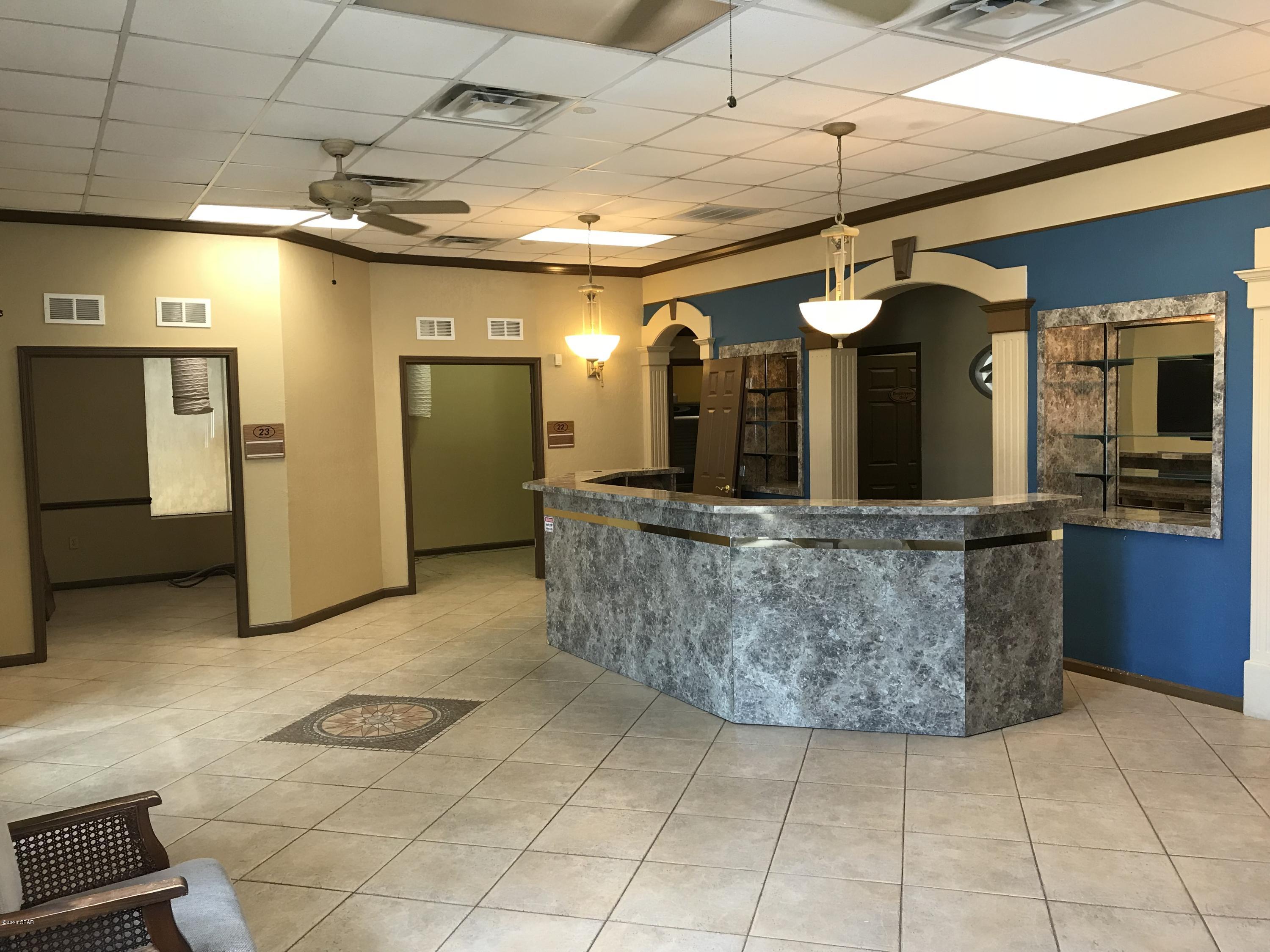 [No Recorded Subdiv] - Commercial Sale